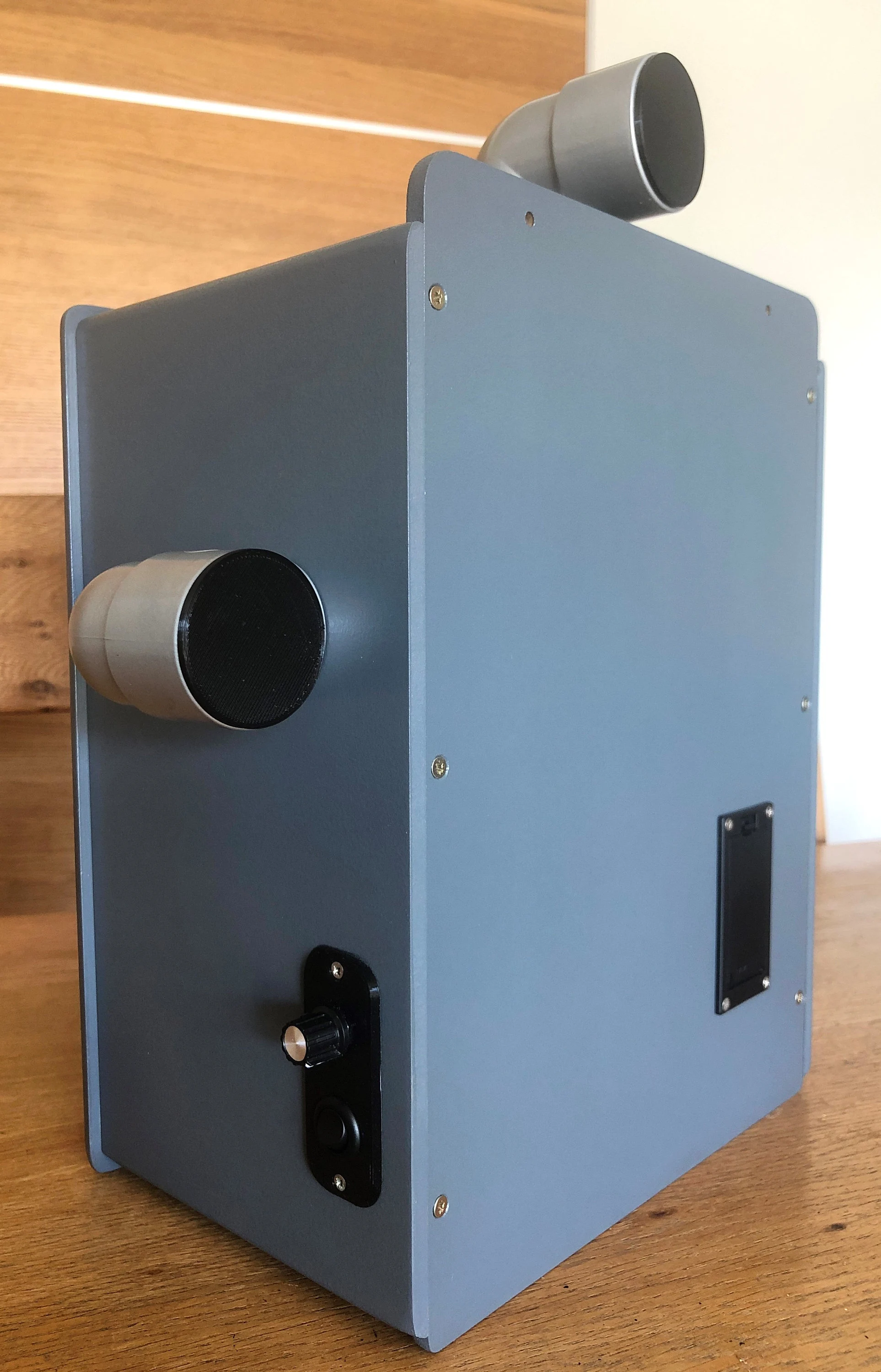 Back to the Future 1:1 Scale Prop Replica Flux Capacitor