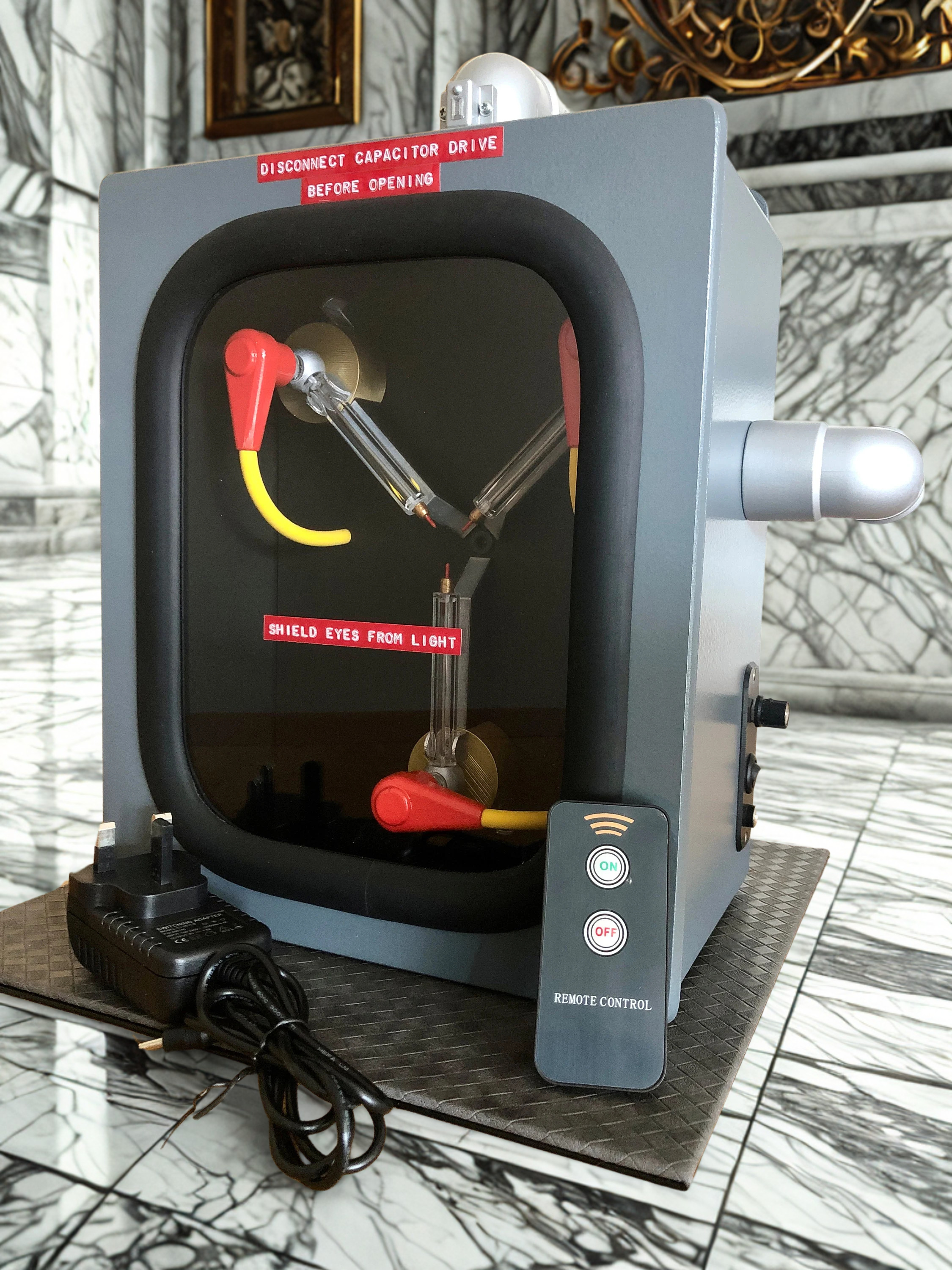 REMOTE CONTROL - Back to the Future 1:1 Scale Prop Replica Flux Capacitor