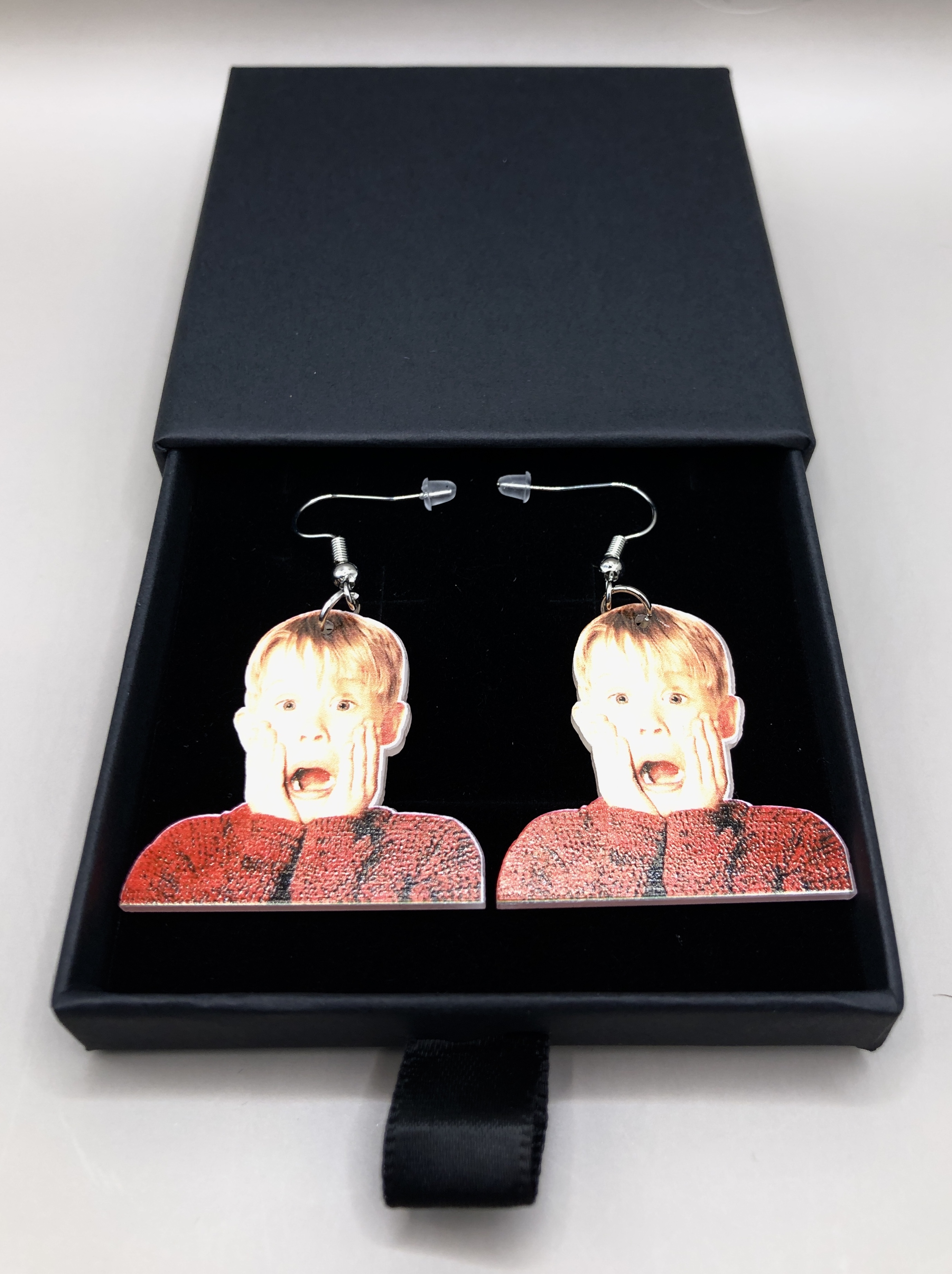 Home Alone / Kevin inspired Earrings