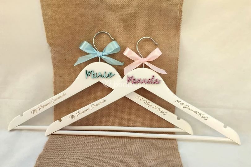 Perchas personalizadas para boda