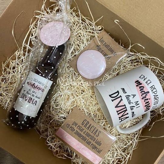 Caja de regalo para madrina