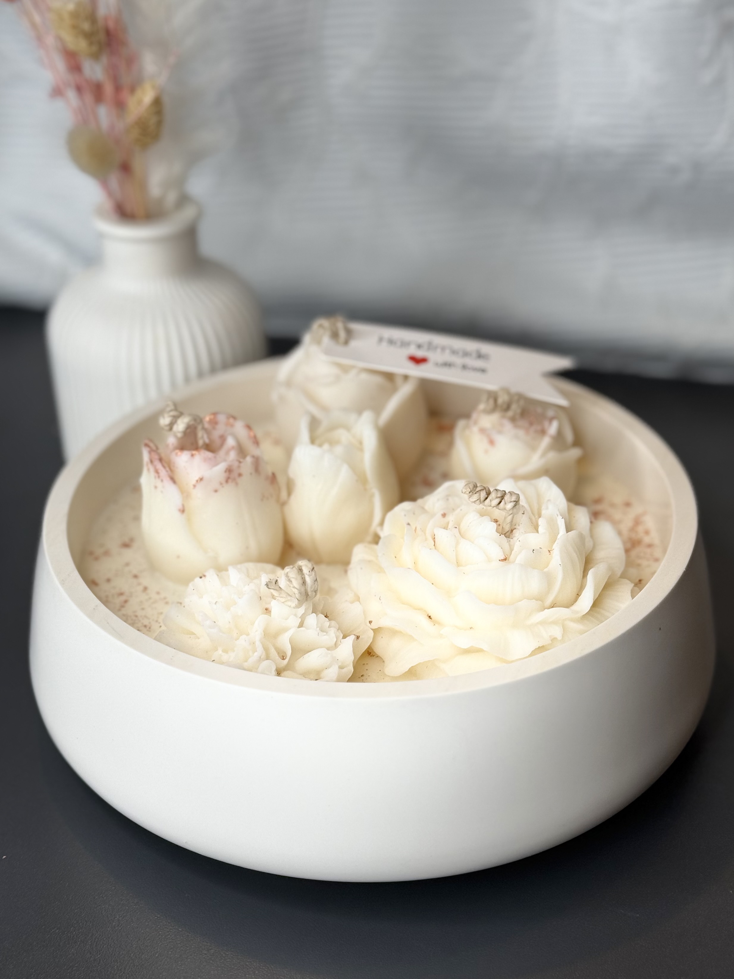 "BloomBowl" XL Kerzenschale in Creme-Weiß mit Rosé-Blattgold verziert