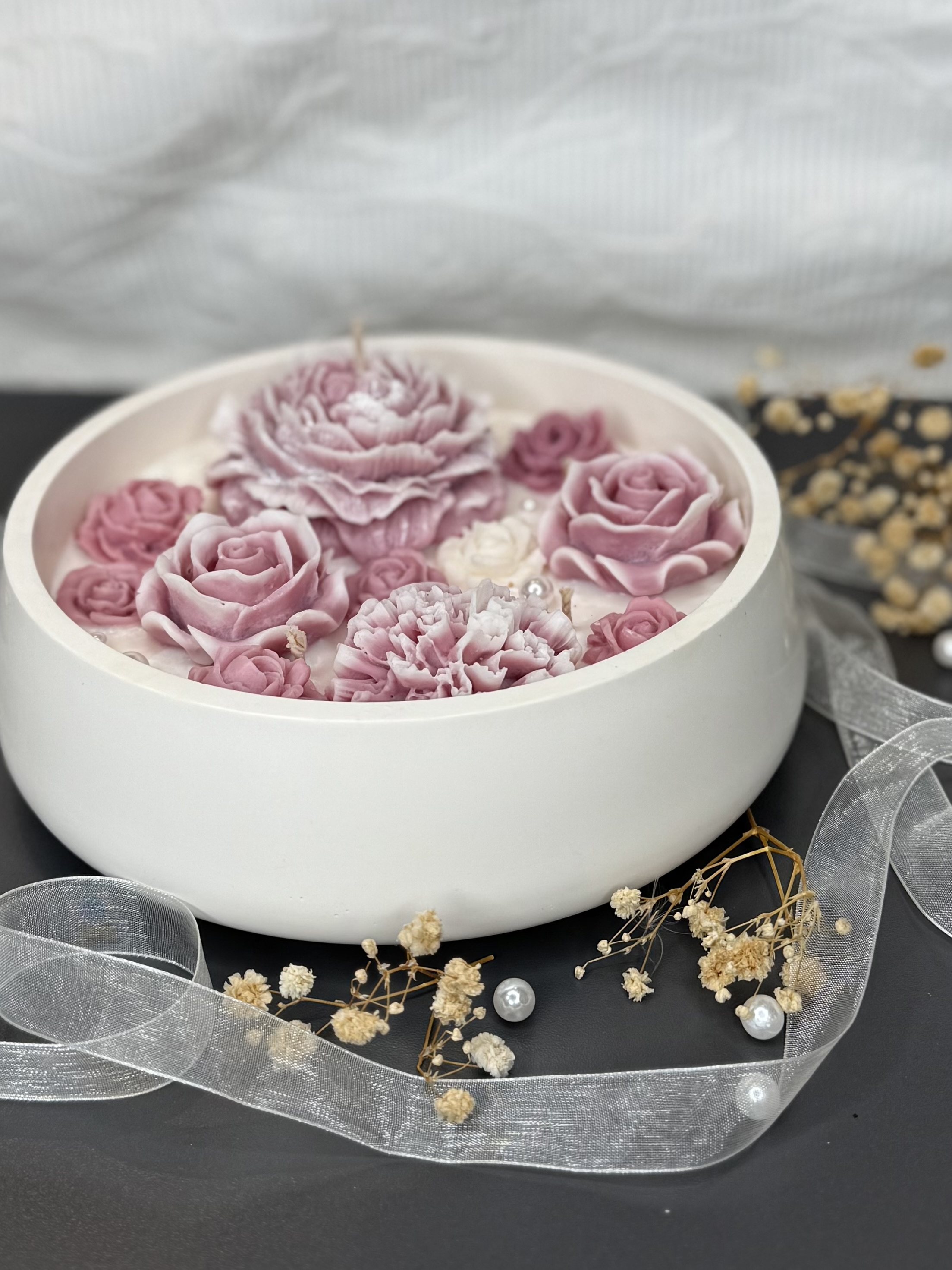 "BloomBowl" XL Kerzenschale in Creme-Weiß/ Rosé mit Perlen verziert