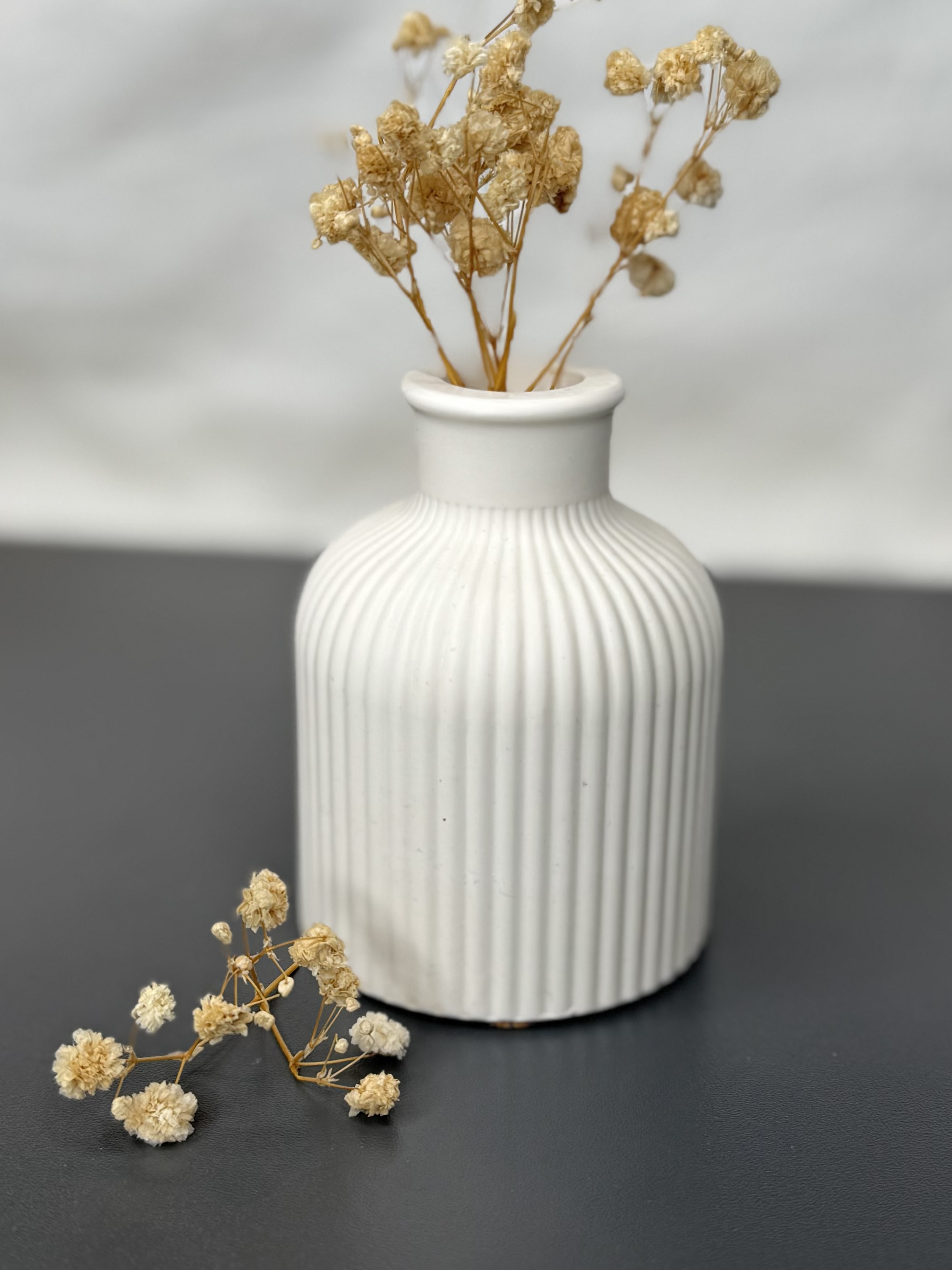 Vase für Trockenblumen in verschiedenen Ausführungen 