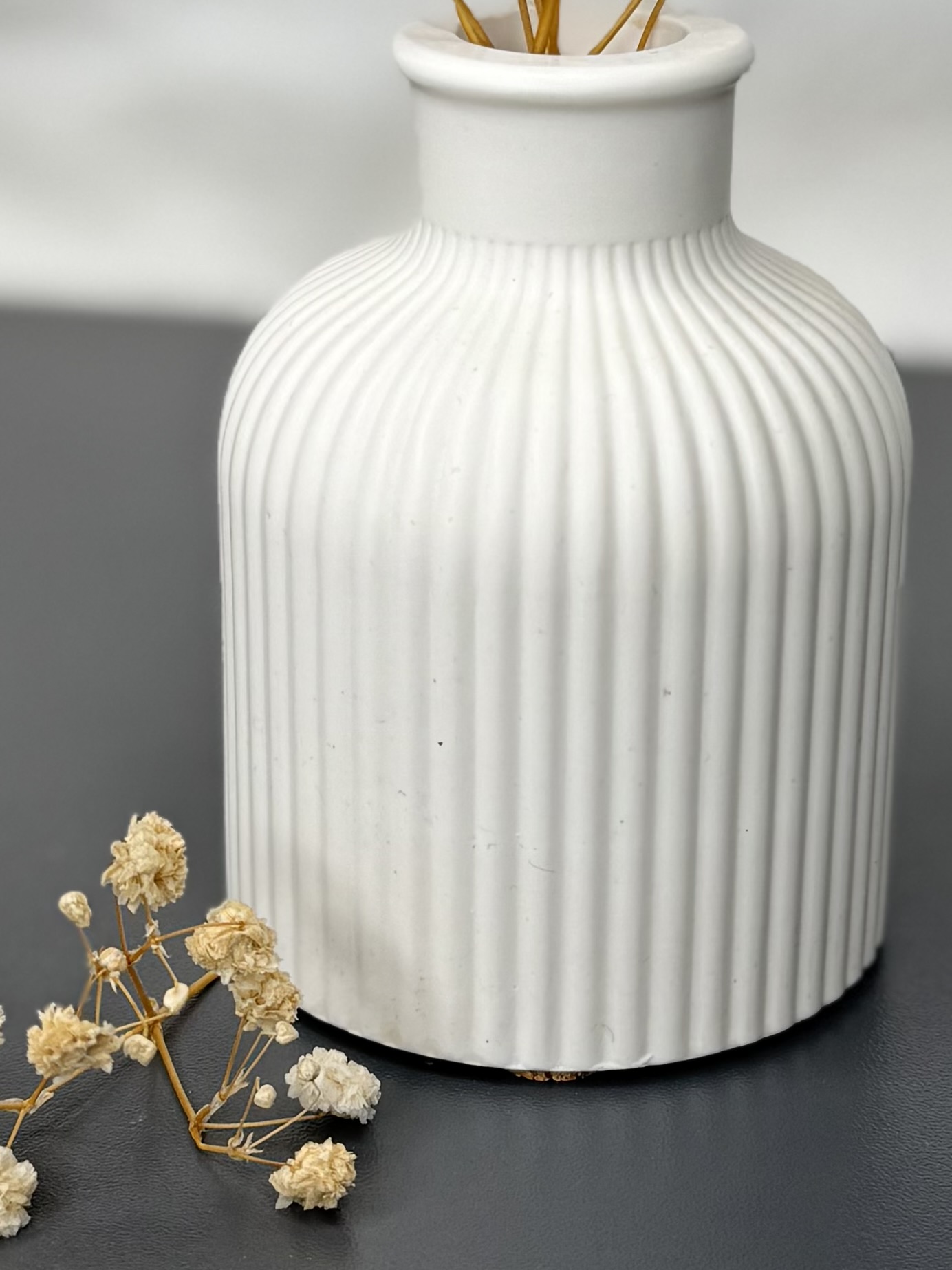 Vase für Trockenblumen in verschiedenen Ausführungen 