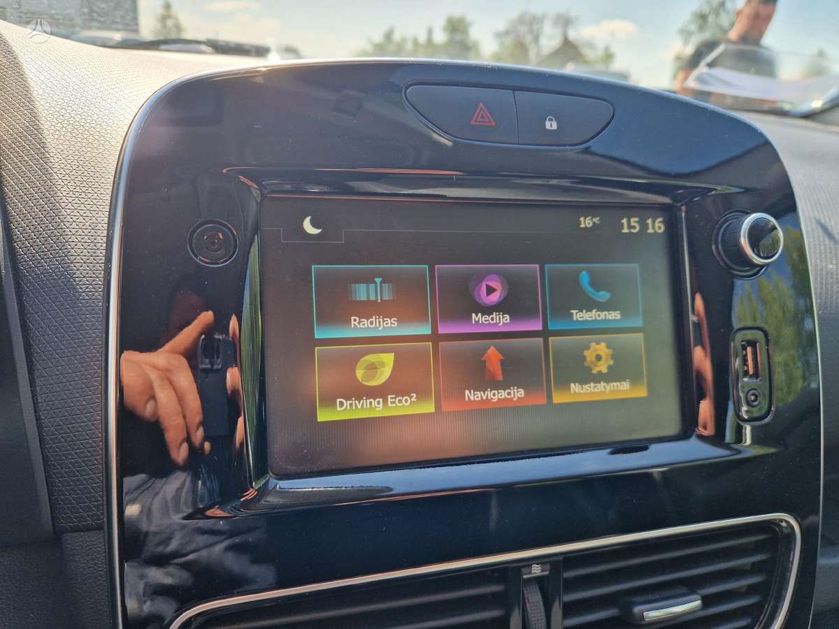 Renault Media Nav Evolution MN3 MN4 navigacijos sistemos atnaujinimas – 2025 m. Lietuvos ir Europos Žemėlapiai USB/HDD