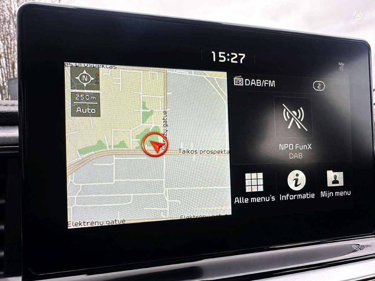 Kia Gen5 Compact Lietuvos ir Europos navigacijos žemėlapių + programinės įrangos atnaujinimas – 2025 SD kortelė
