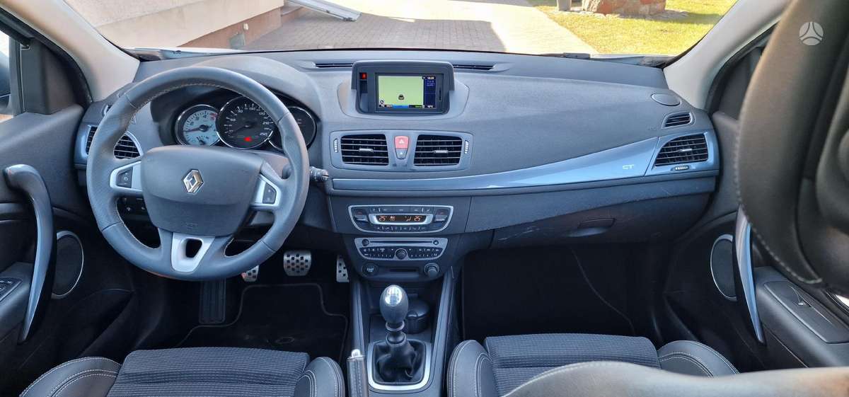 Renault Carminat Tomtom non Live navigacijos sistemos atnaujinimas – 2025/26 Lietuvos ir Europos Žemėlapiai SD kortelė (V11.45)