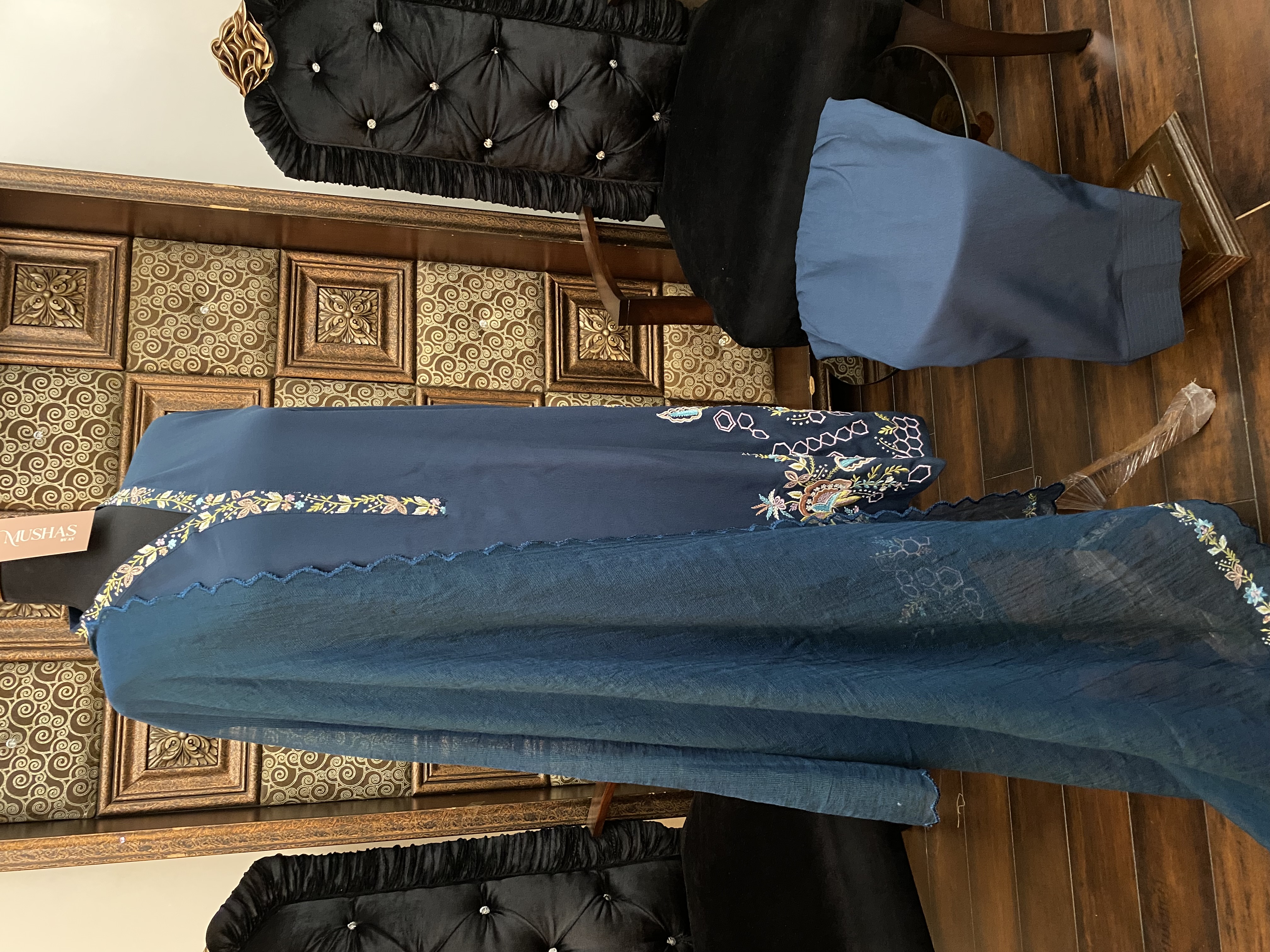 M115- Elegant Embroidered Kurta Paired with Shalwar 3 pcs