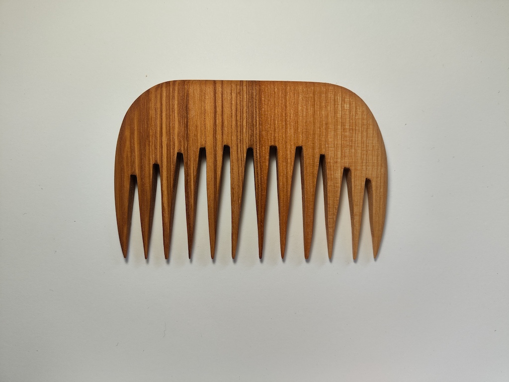 Medinės šukos (U1)