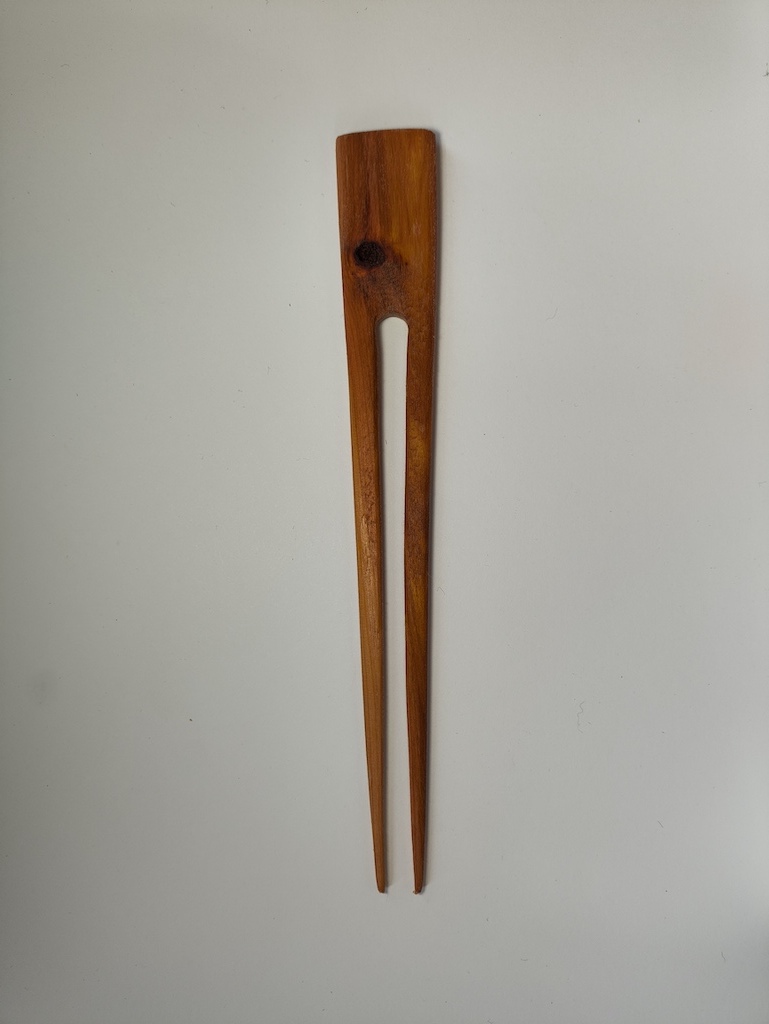 Medinė plaukų smeigė (U)