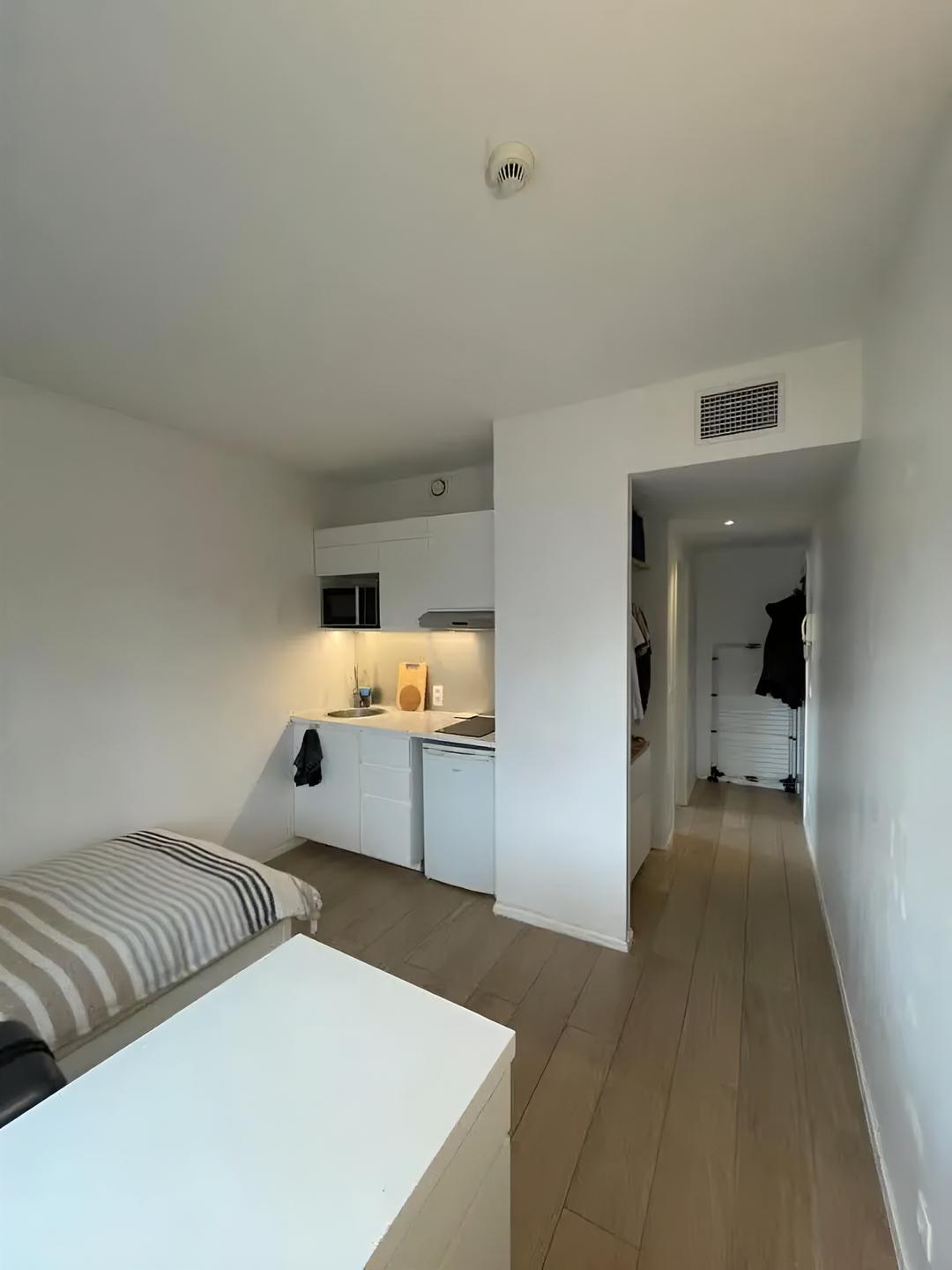 Studio à louer à Paris dans le 7e (Tour Eiffel, Invalides)