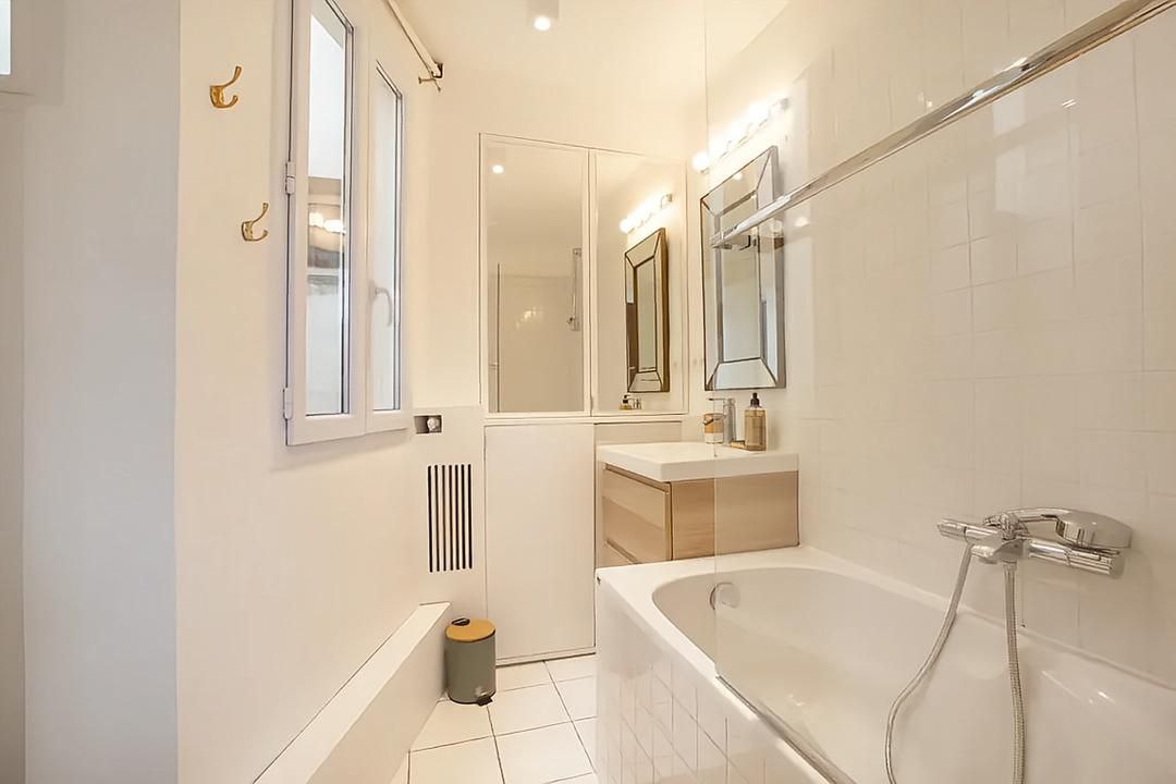 Appartement T2 à Paris 9ème arrondissement