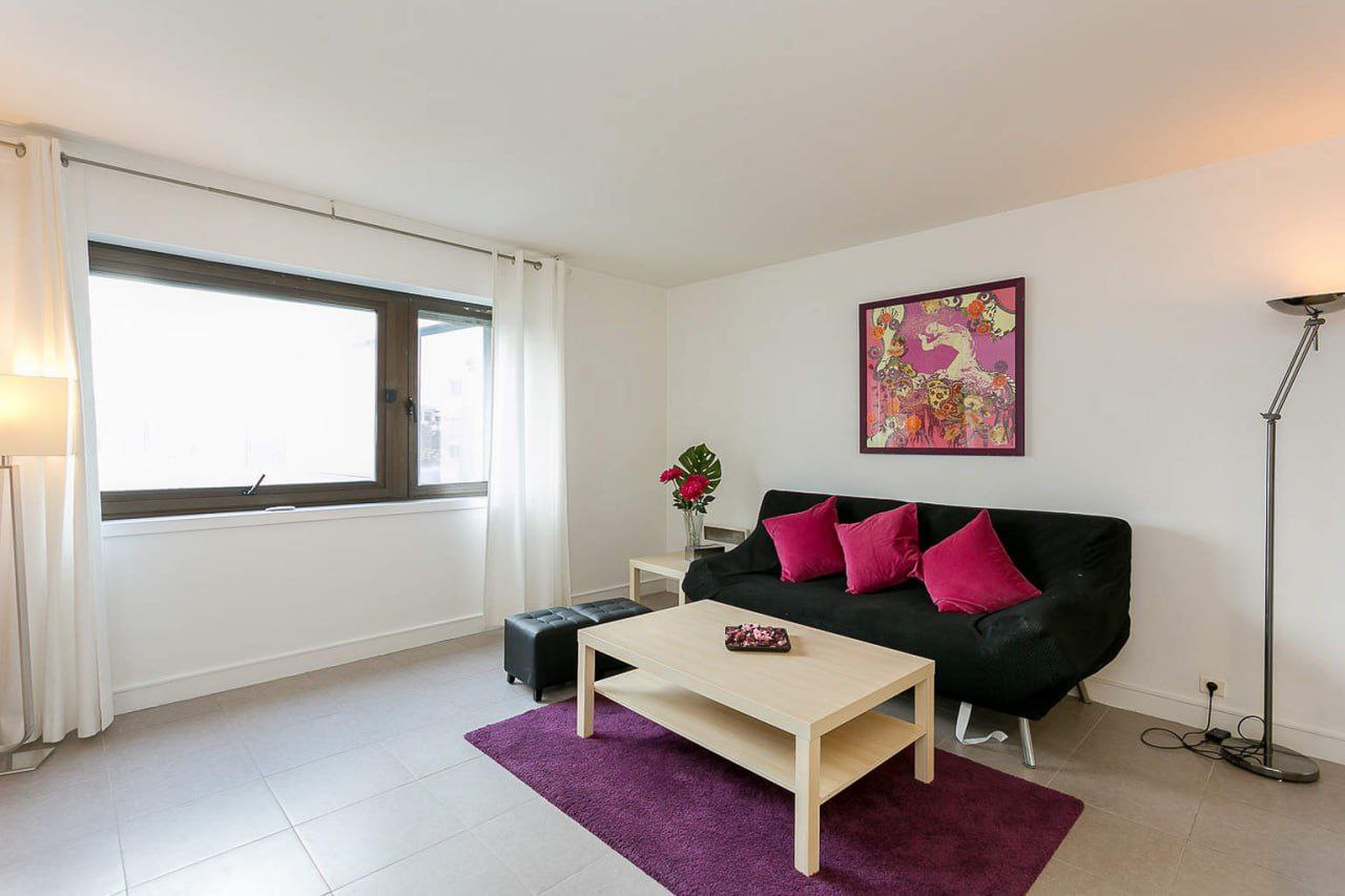 🏠 1-Bedroom Luxury Apartment for Rent | Rue de Berri, 8th District, Paris