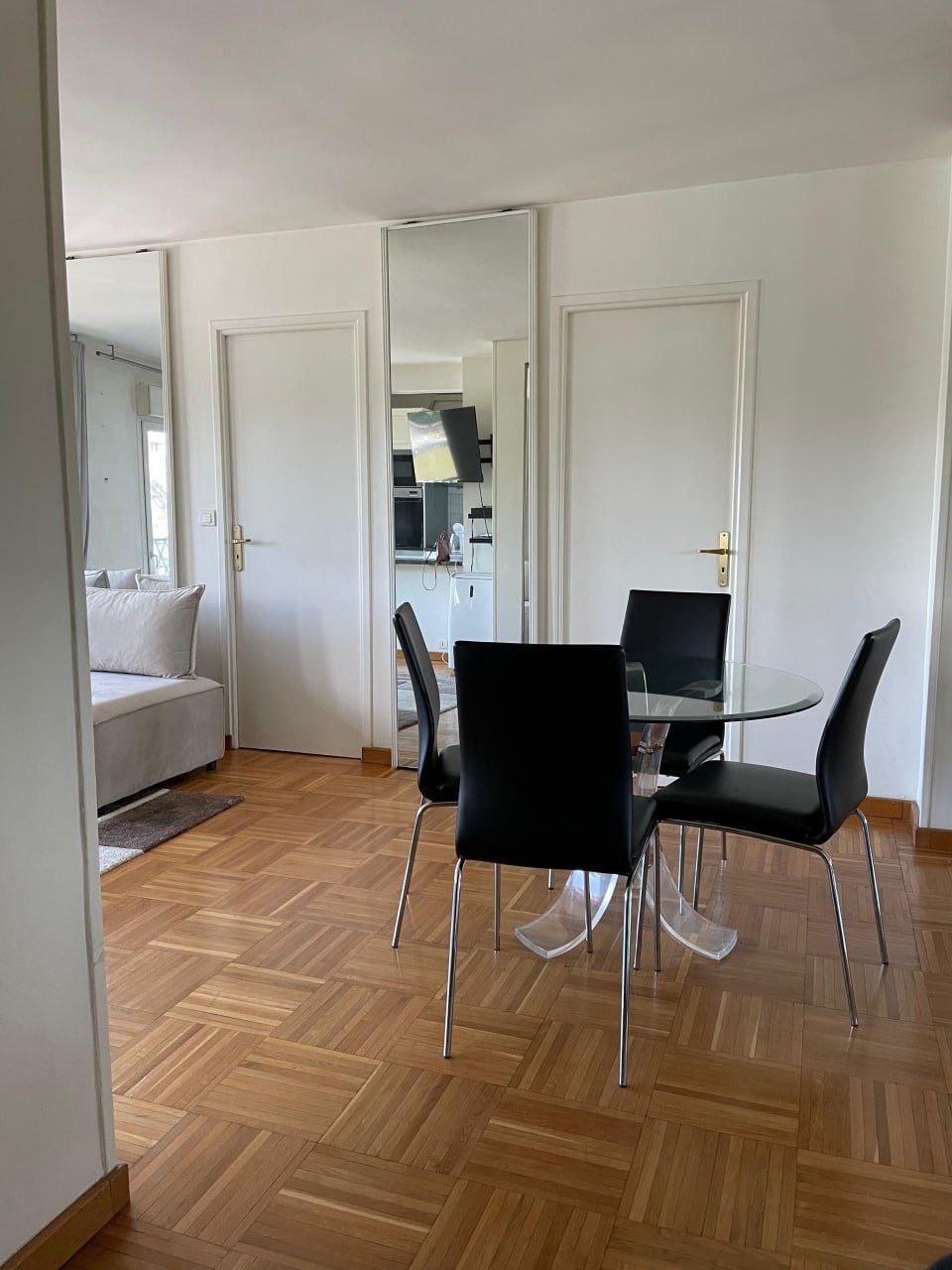 🏠 1-Bedroom Luxury Apartment for Rent | Av. du Président Kennedy, 16th District, Paris