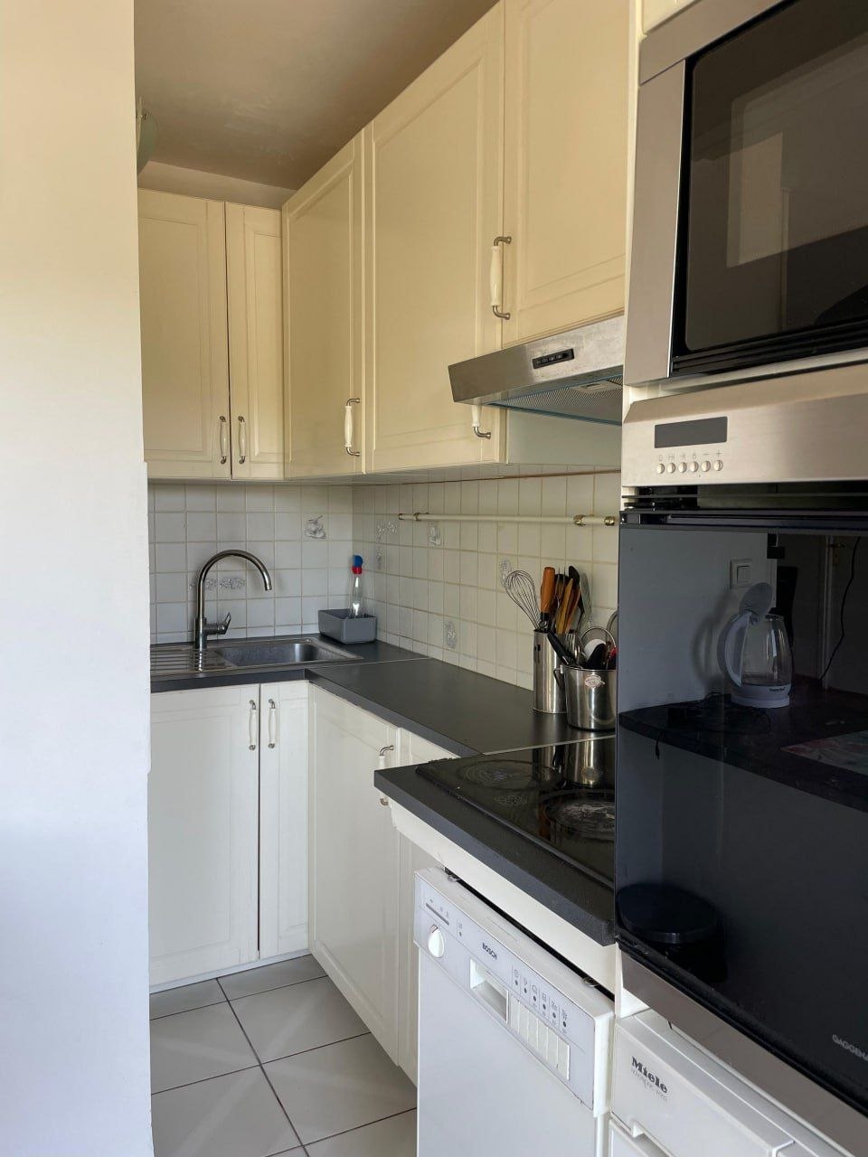 🏠 1-Bedroom Luxury Apartment for Rent | Av. du Président Kennedy, 16th District, Paris