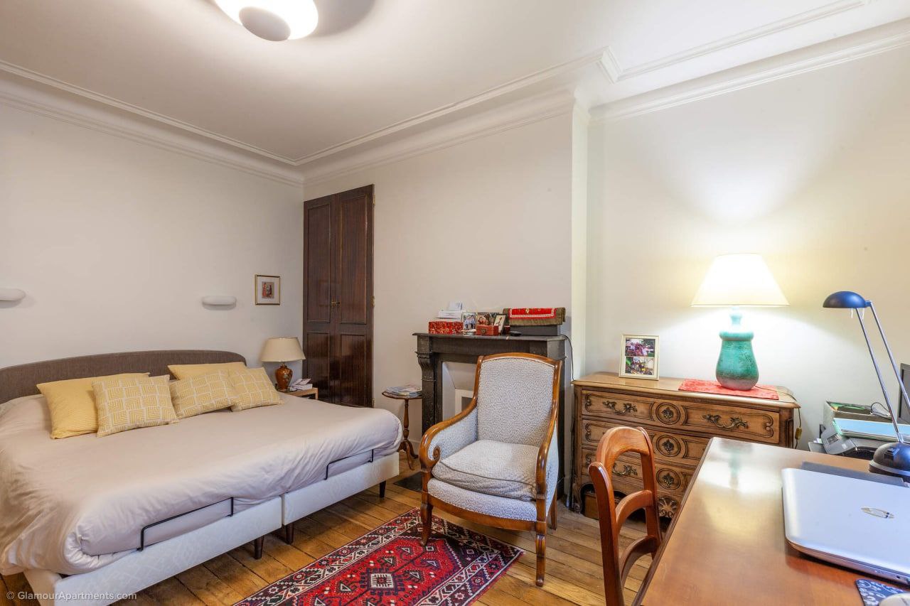 🏡 2-Room Apartment for Rent – Paris 15ᵉ