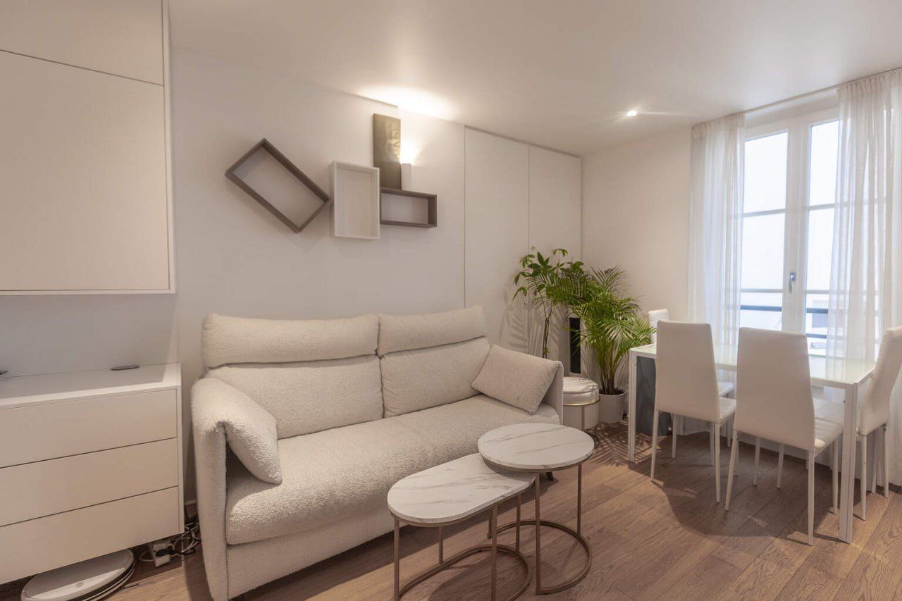 🏠 1-Bedroom High-End Apartment for Rent | Paris 8th District (PI #4423)