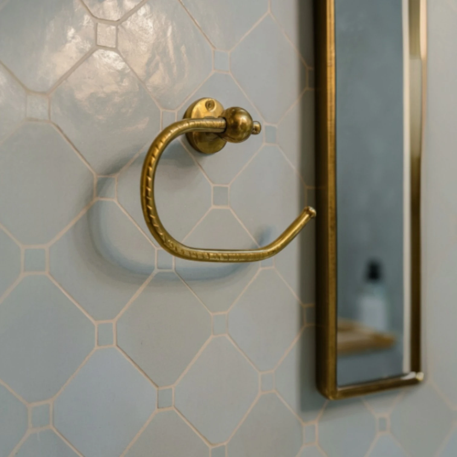 Porte-serviettes / porte-papier en cuivre martelé