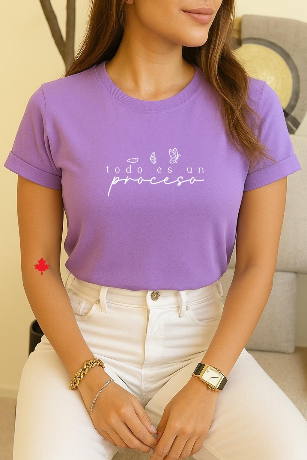 Camiseta blanca con mariposas