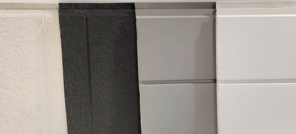  الواح تكسيات بانل  بطابع شبيه الكلادنج لون ابيض SP-9