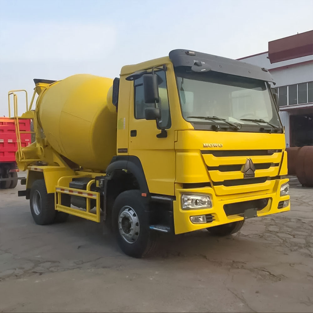 Howo 4×2 Concrete Mixer Truck