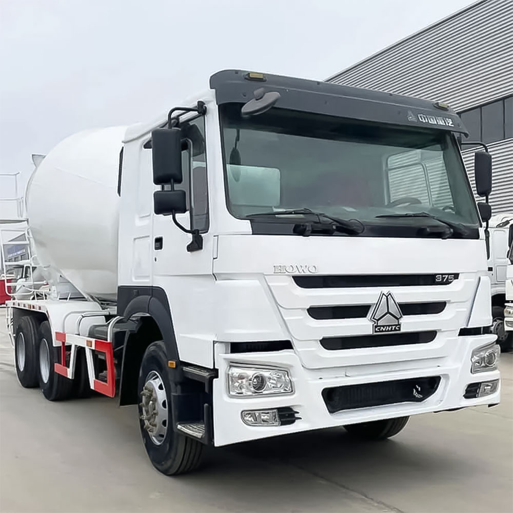 Howo 375 HP 6×4 Heavy-Duty Concrete Mixer Truck