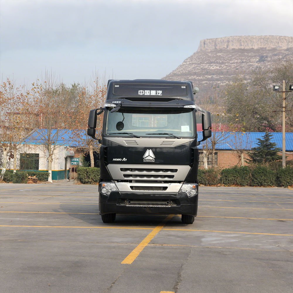 HOWO A7 420HP 6×4 Tractor Truck