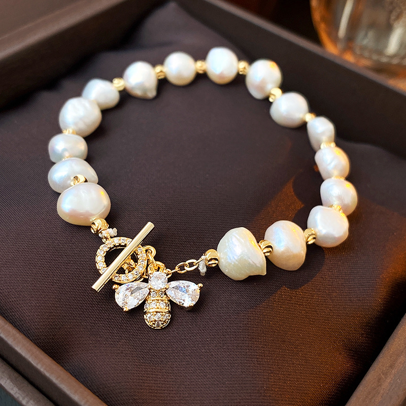Pearl Garden Bee Bracelet