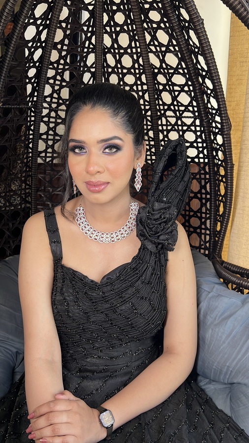 Designer Ruby Coloured Choker Necklace Set