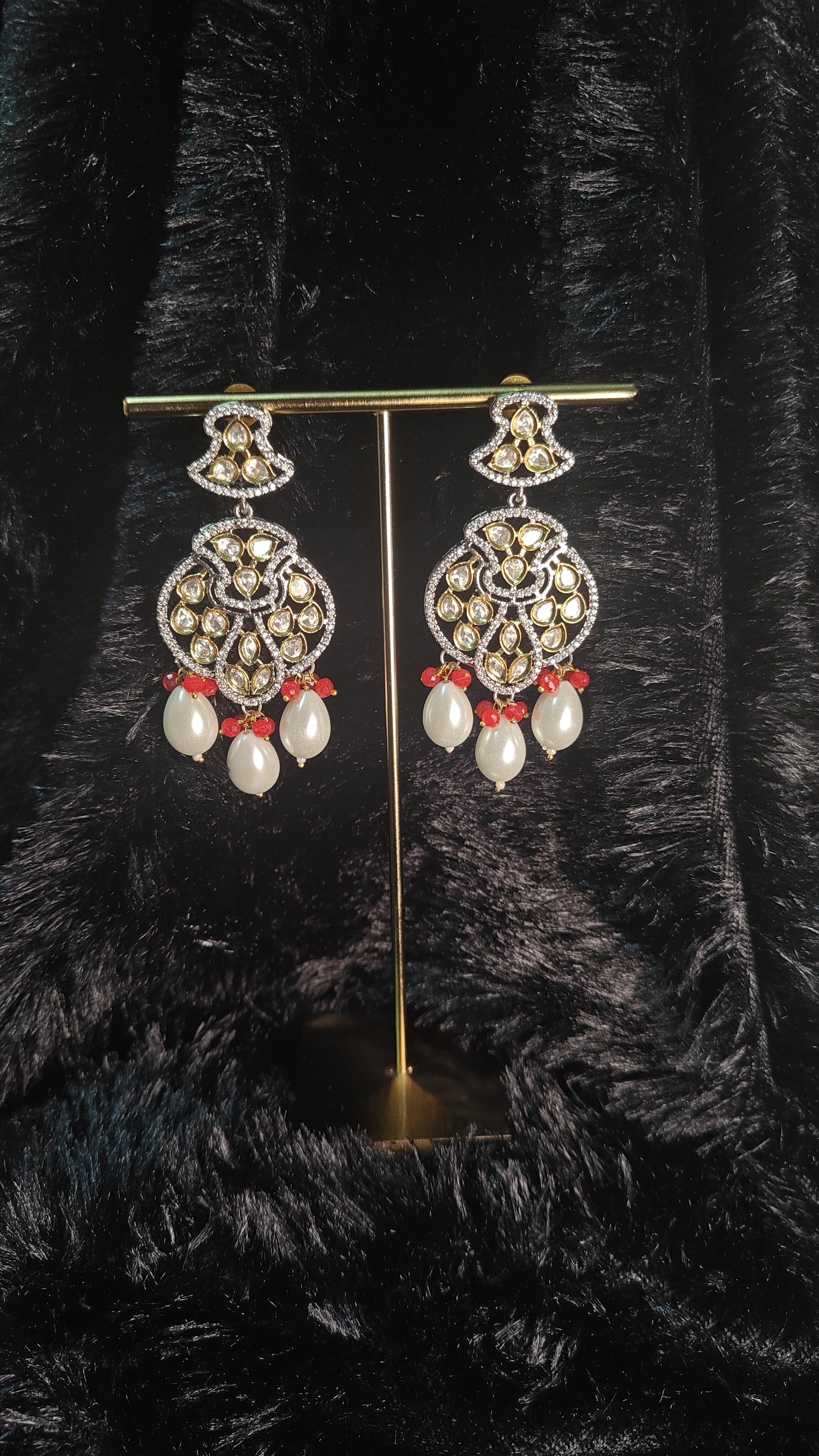 Opulent Kundan Chaandbali Earrings with Red Bead Accents