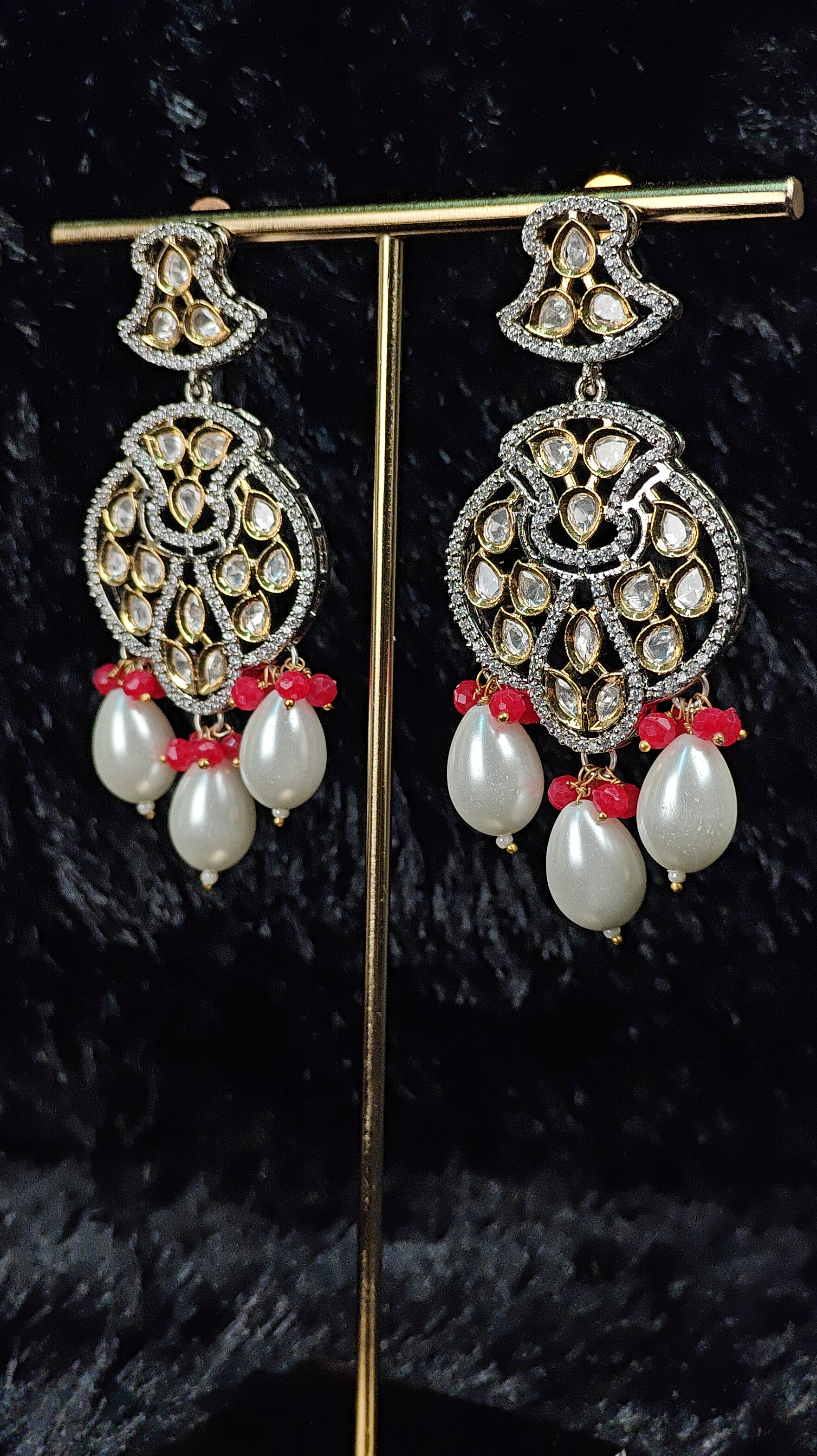 Opulent Kundan Chaandbali Earrings with Red Bead Accents