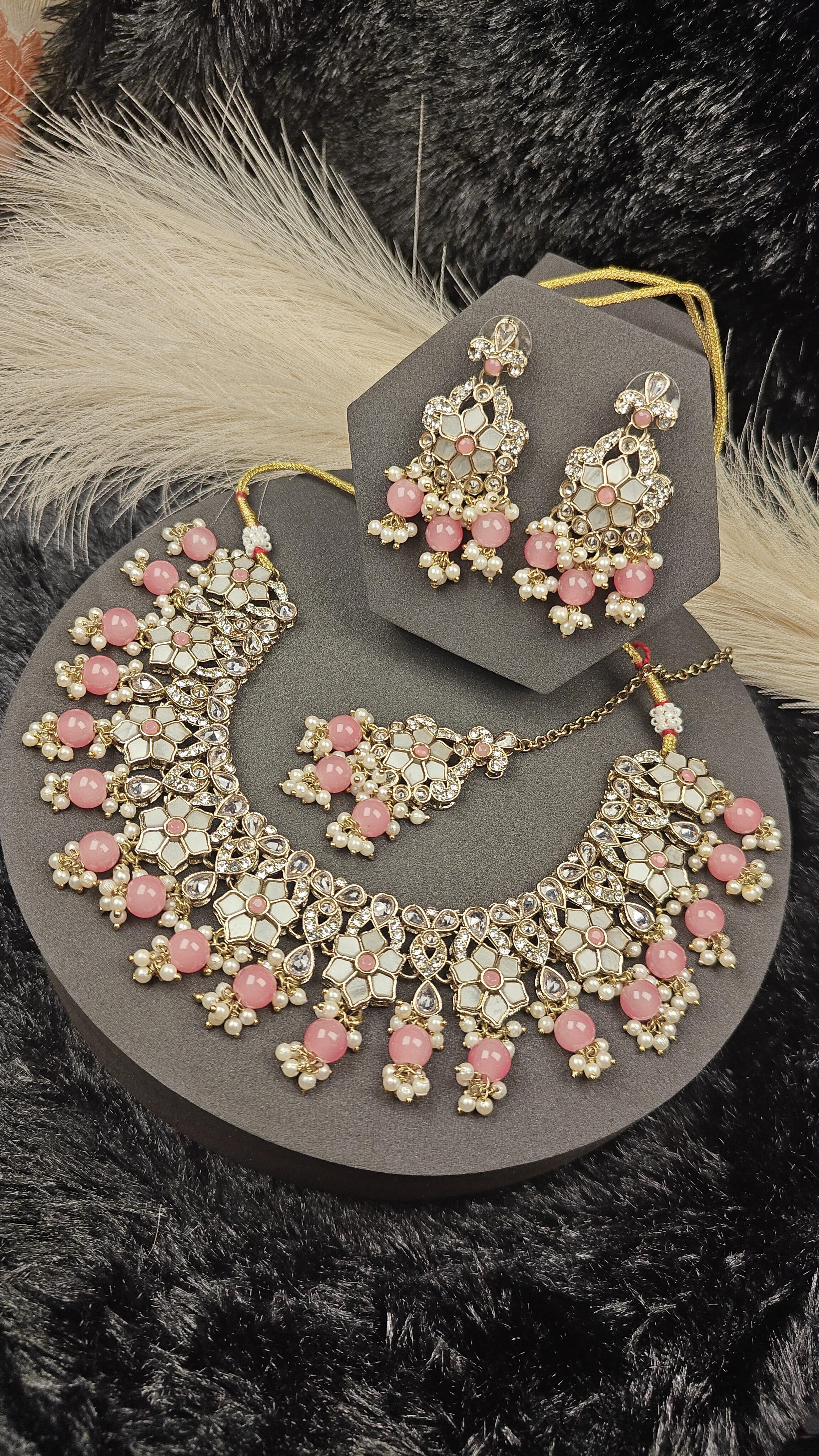 Pastel Pink Kundan Pearl Jewellery Set