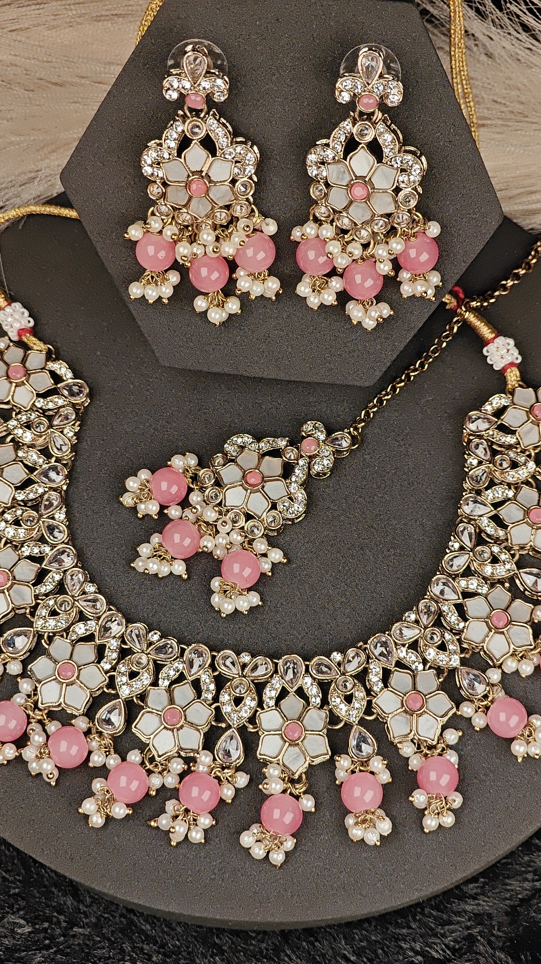Pastel Pink Kundan Pearl Jewellery Set