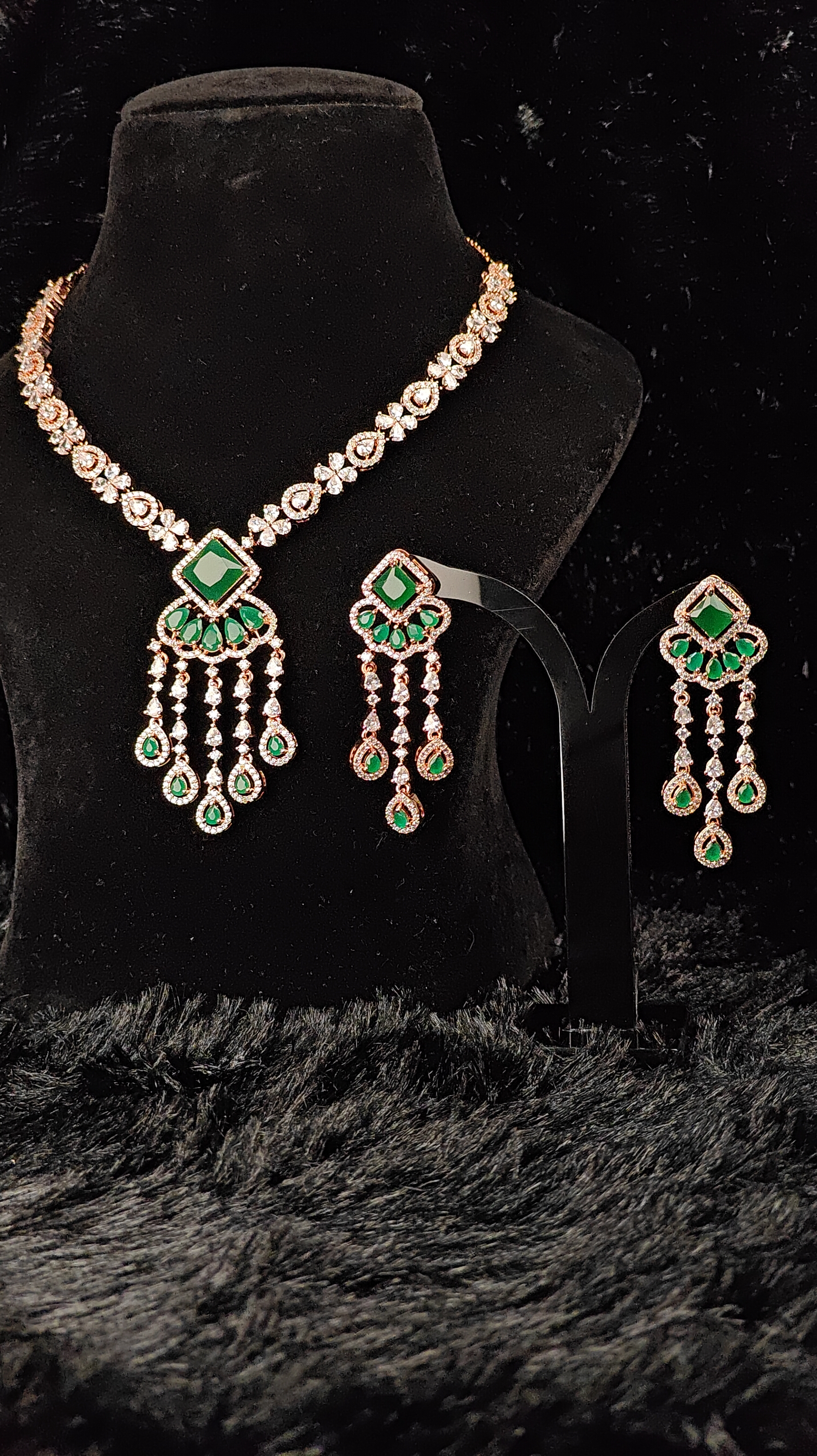 Emerald Green & CZ Rose Gold Necklace Set 
