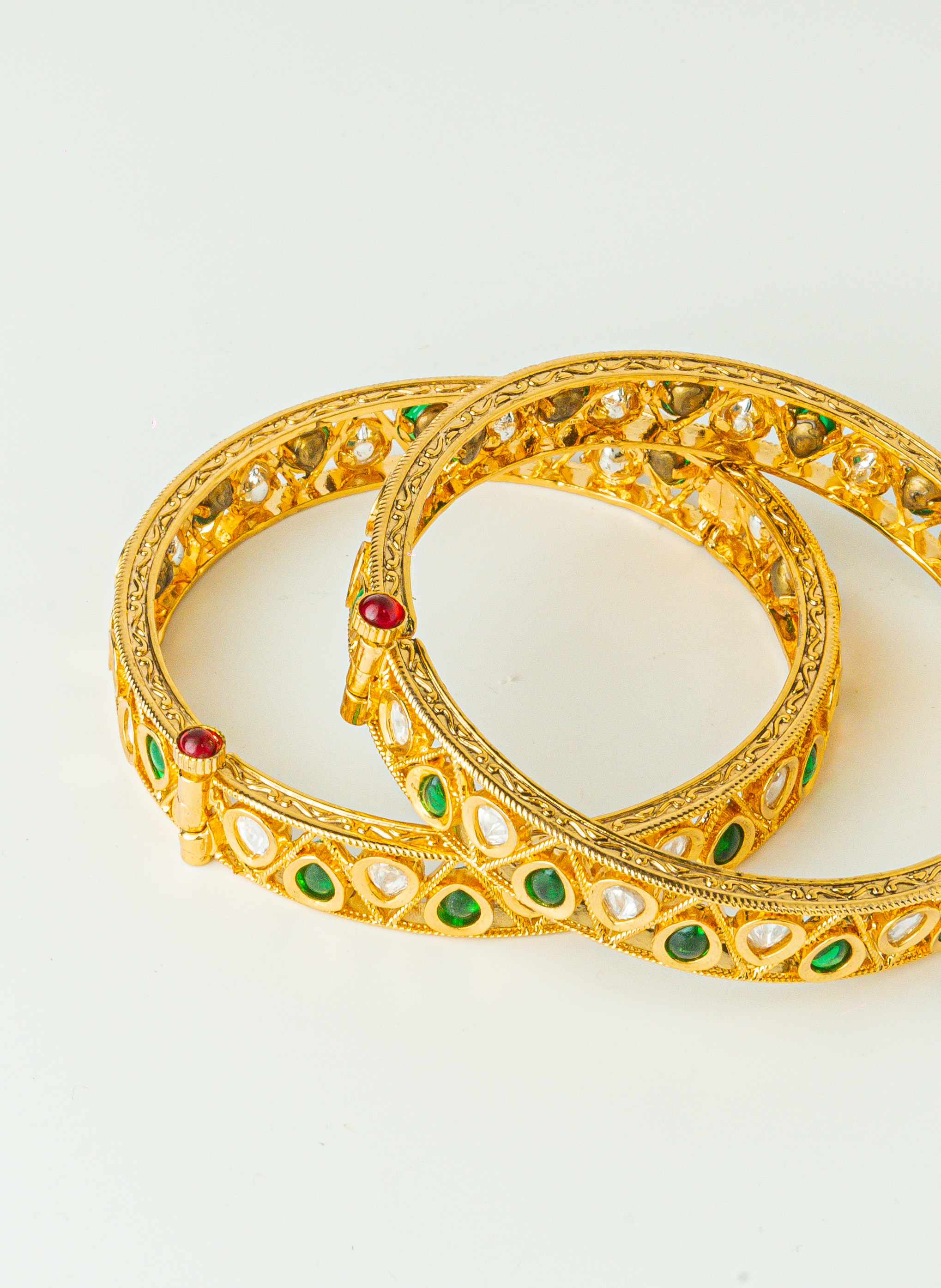 Emerald Glow Kundan Screw Bangles