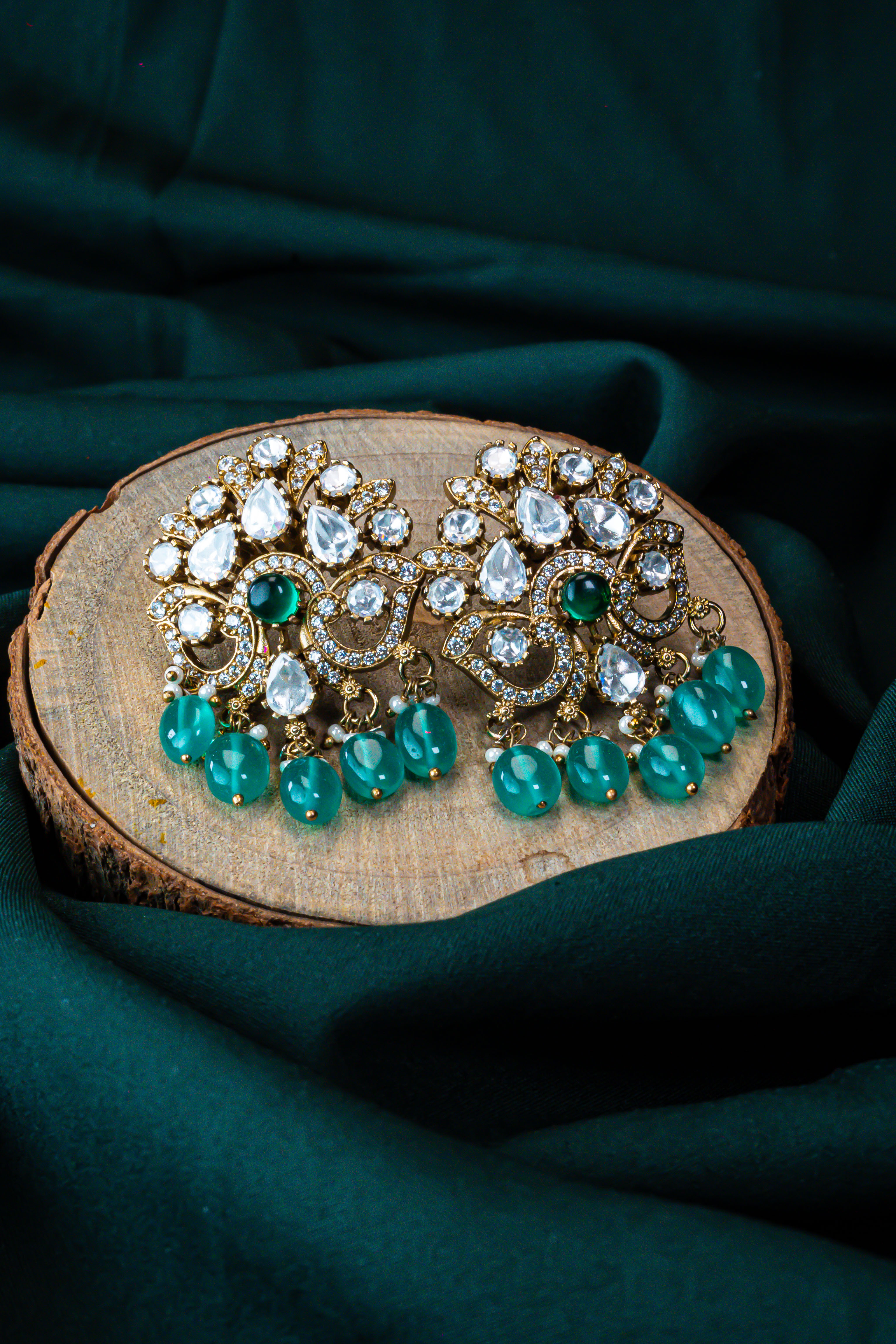 Antique Emerald Kundan Drops