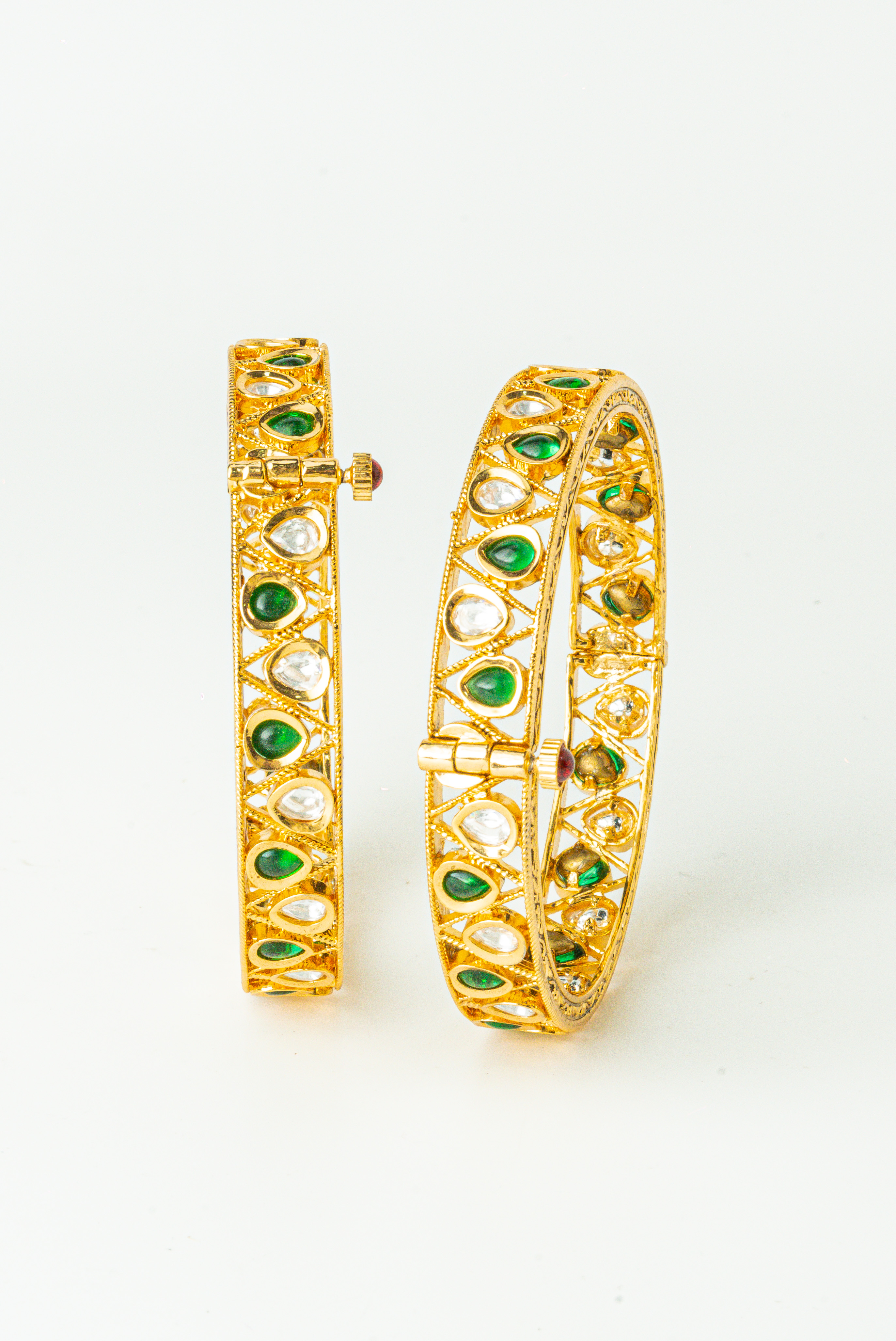 Emerald Glow Kundan Screw Bangles