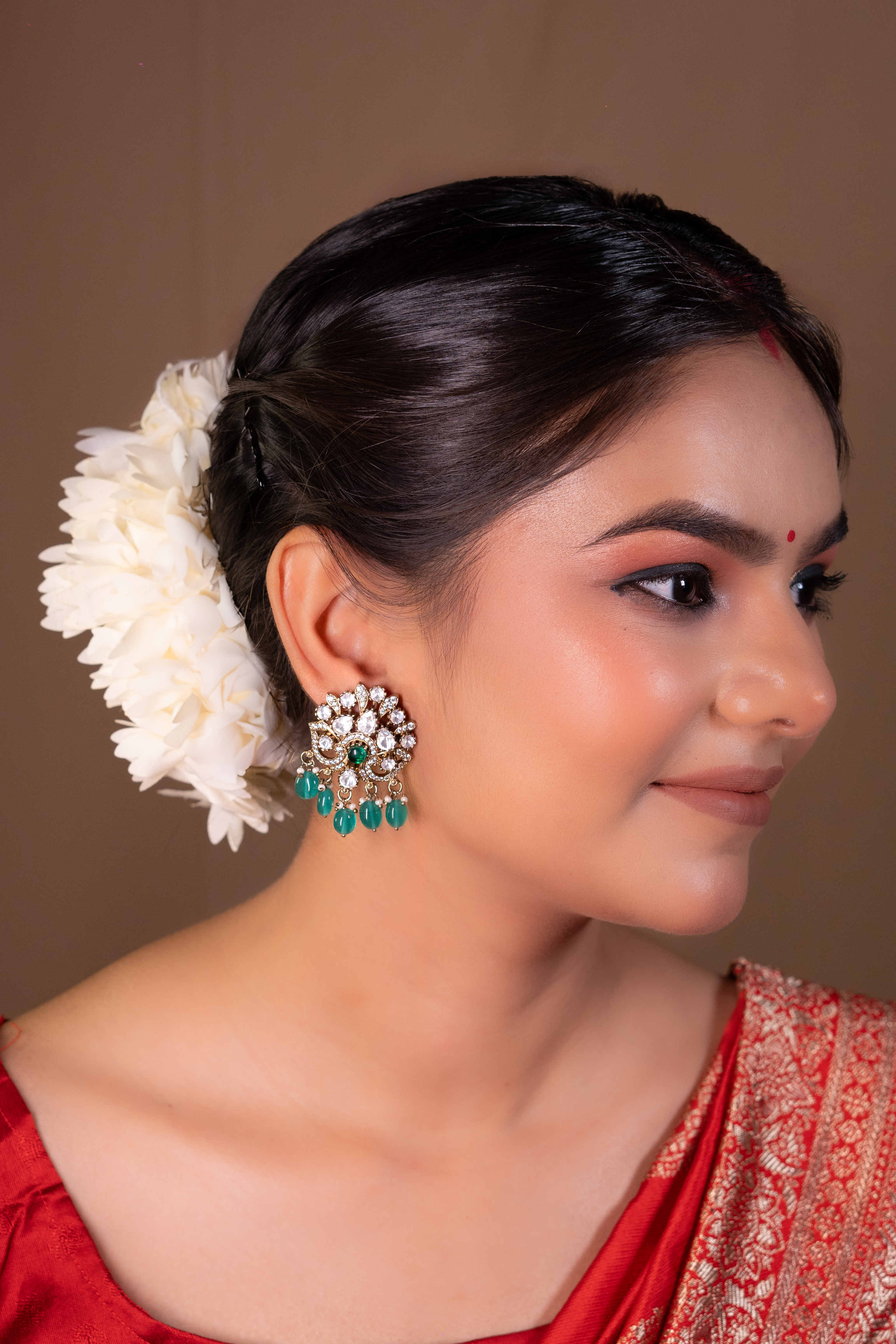 Antique Emerald Kundan Drops