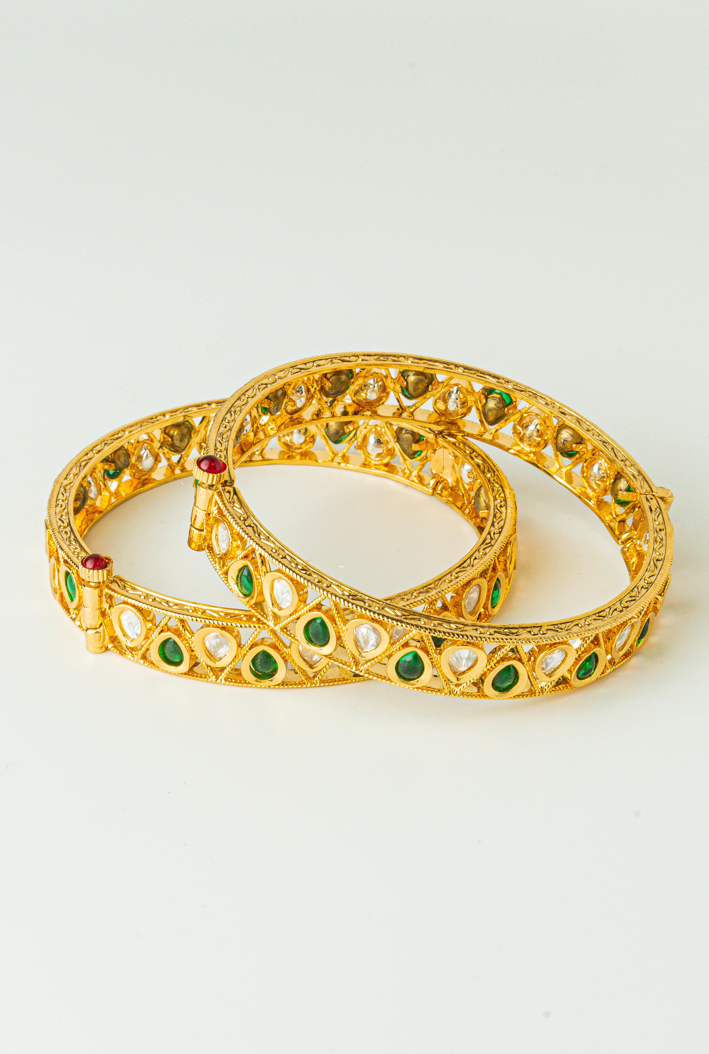 Emerald Glow Kundan Screw Bangles