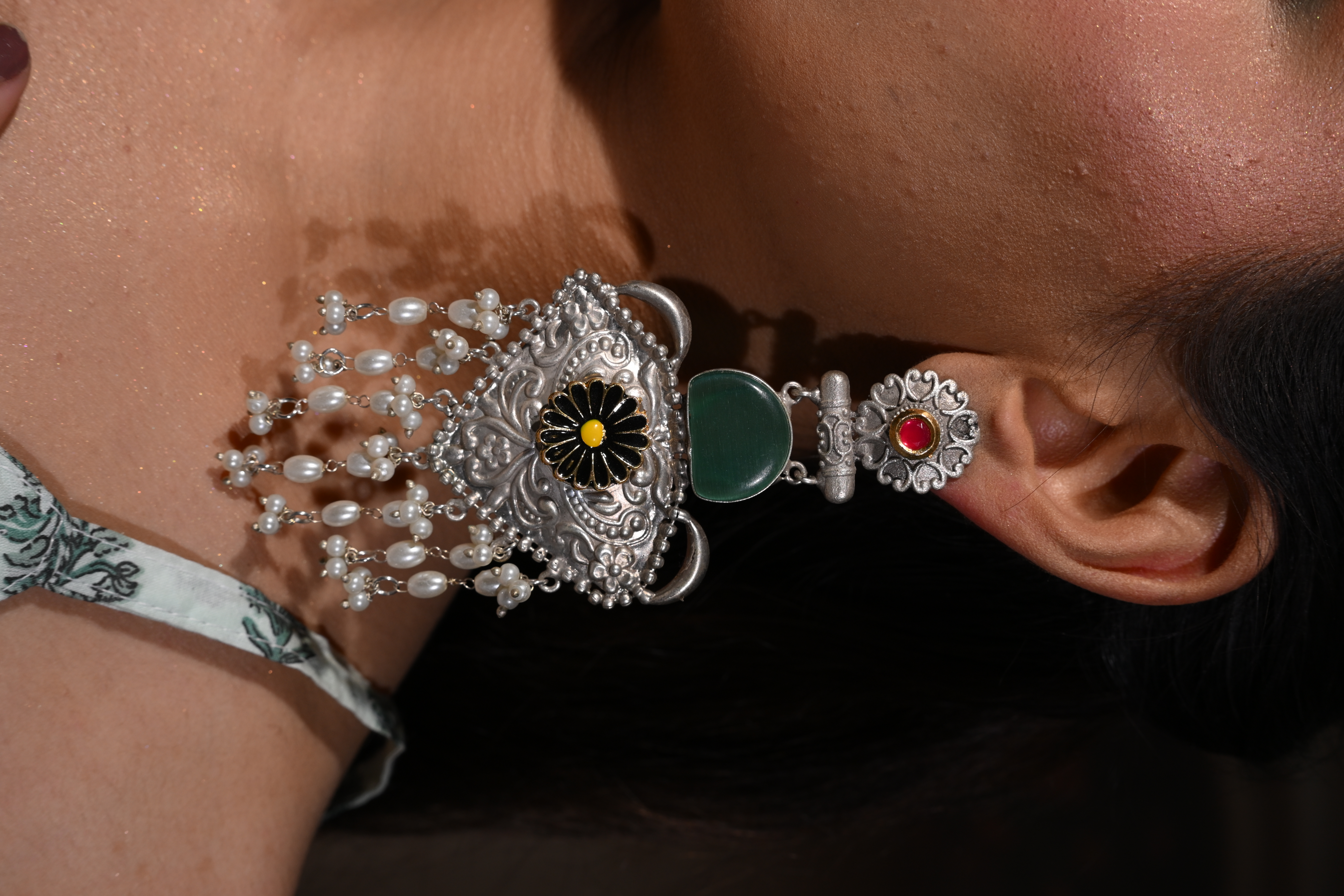 Regal Meadow Antique Dangler Earrings