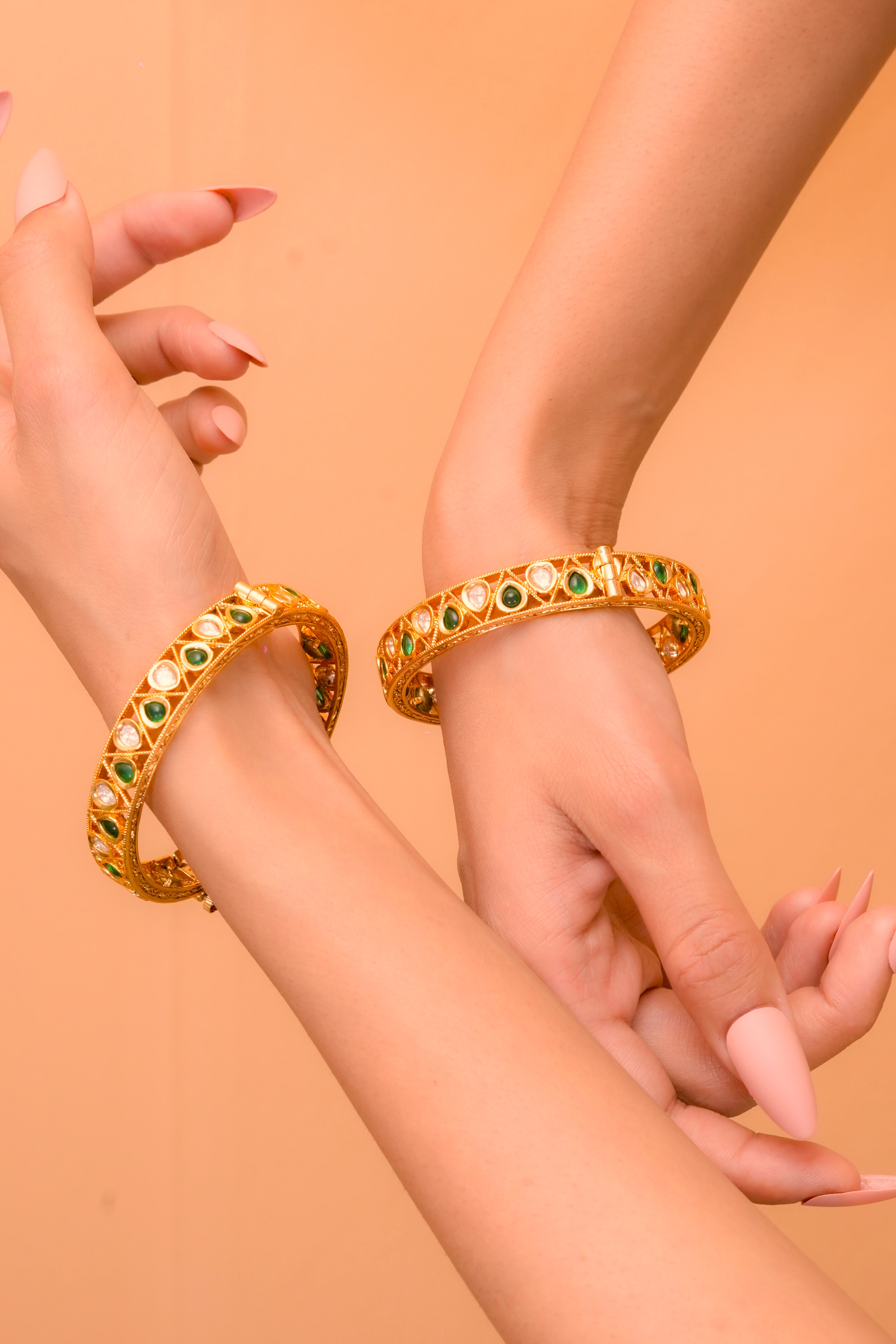Emerald Glow Kundan Screw Bangles