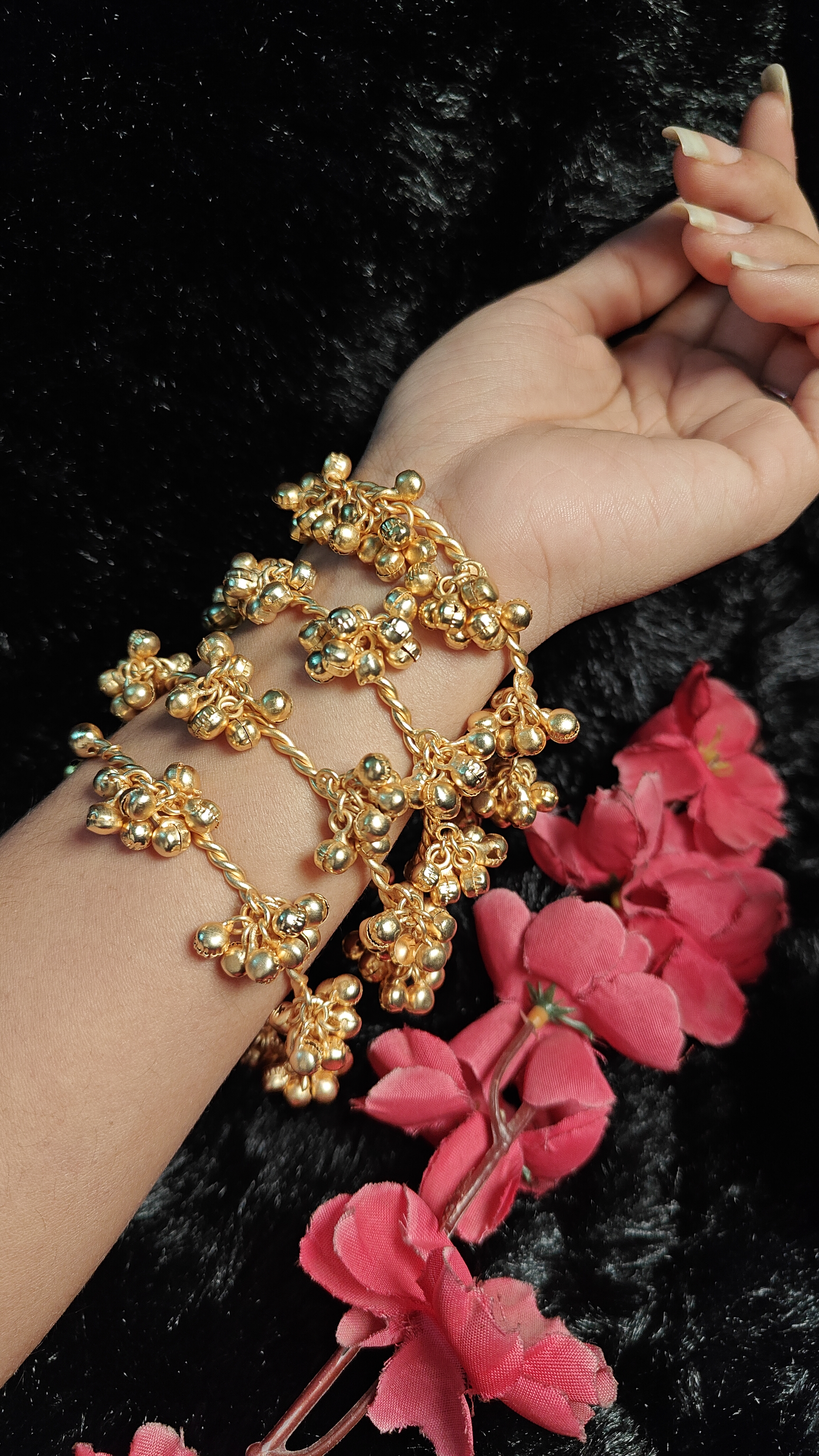 Royal Twist Ghungroo Kada Set (1 pair)