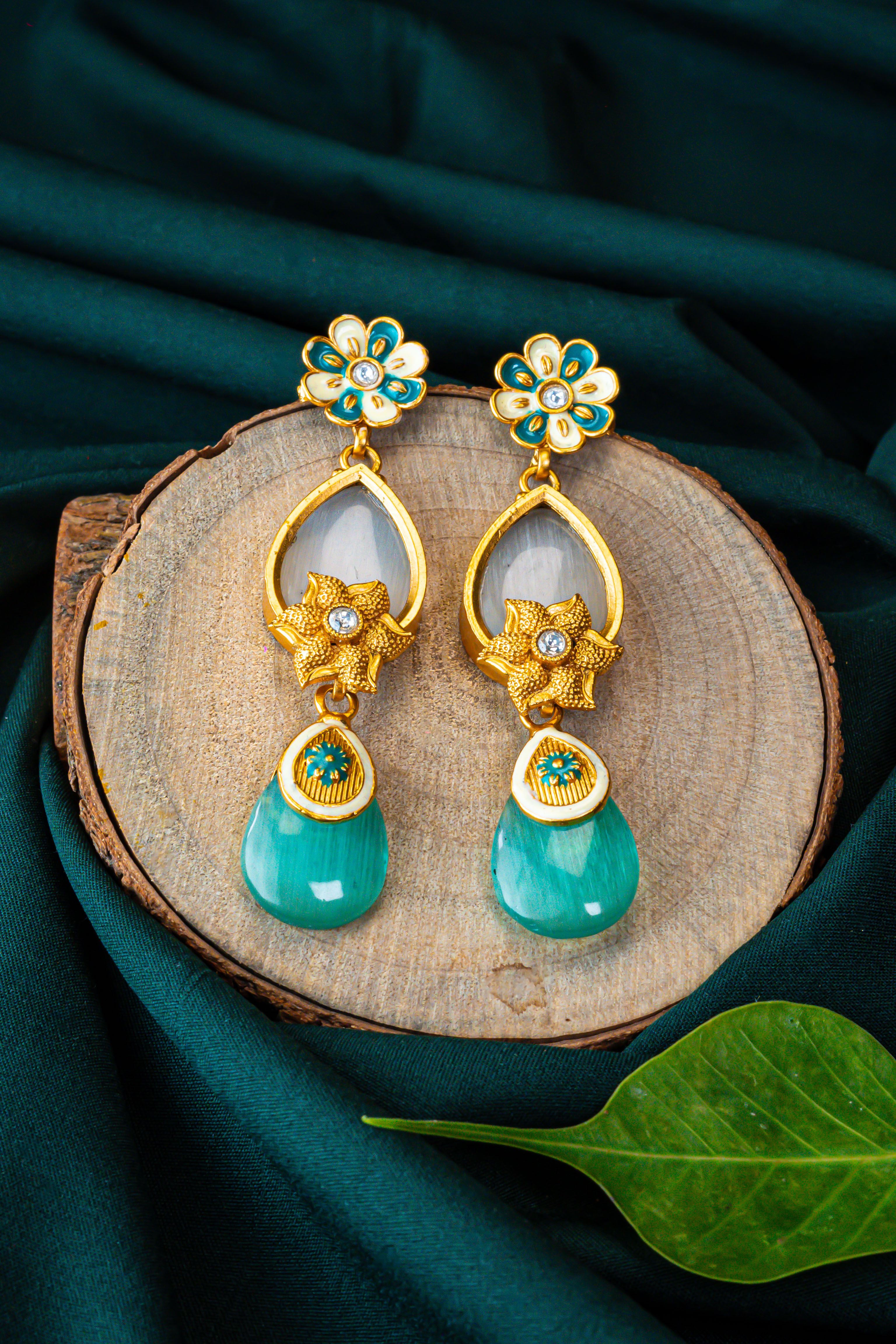 Artistic Meenakari Stone Drops