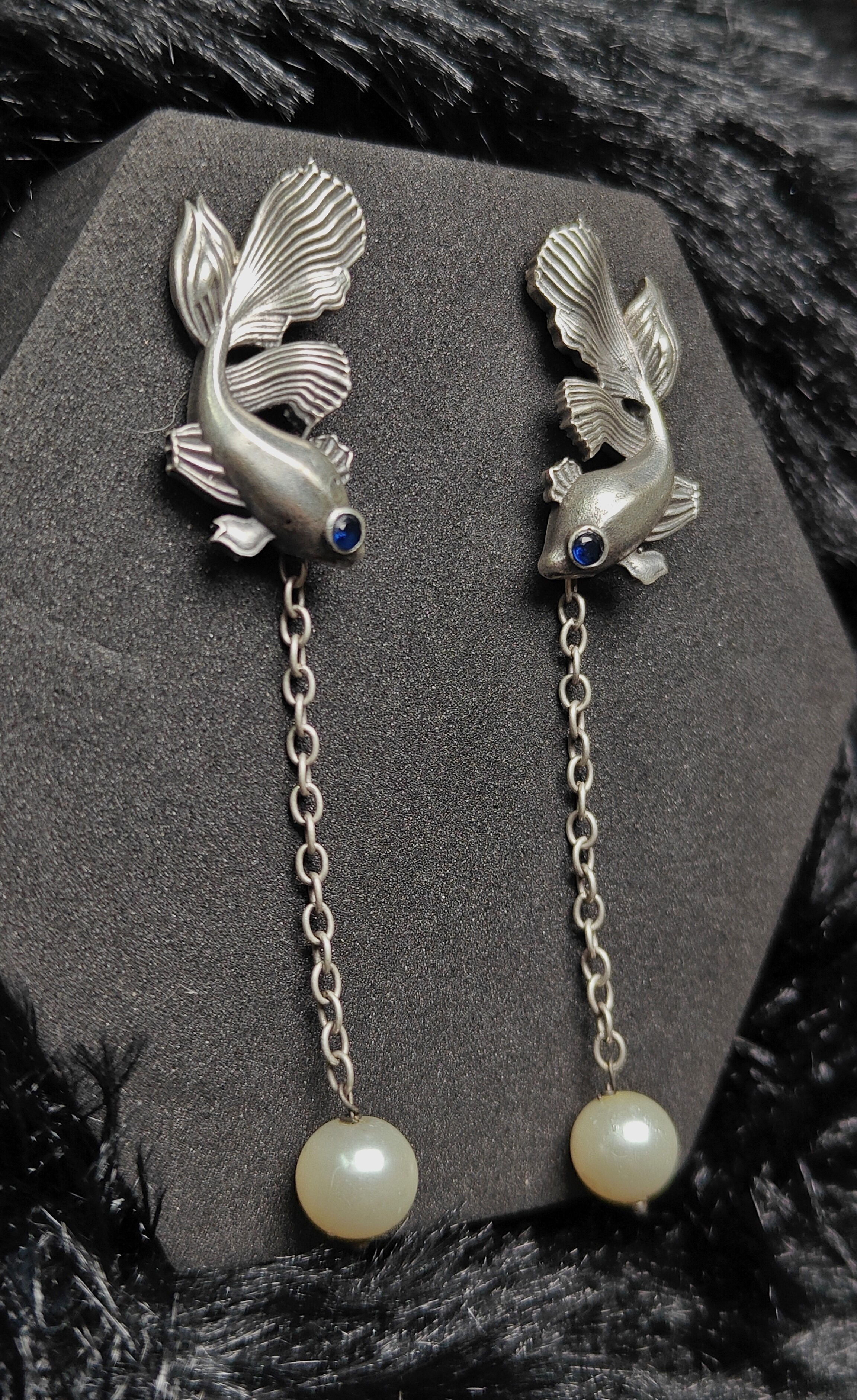 Silver Fish With green, blue and pink Stones Eyes & Pearl Drop