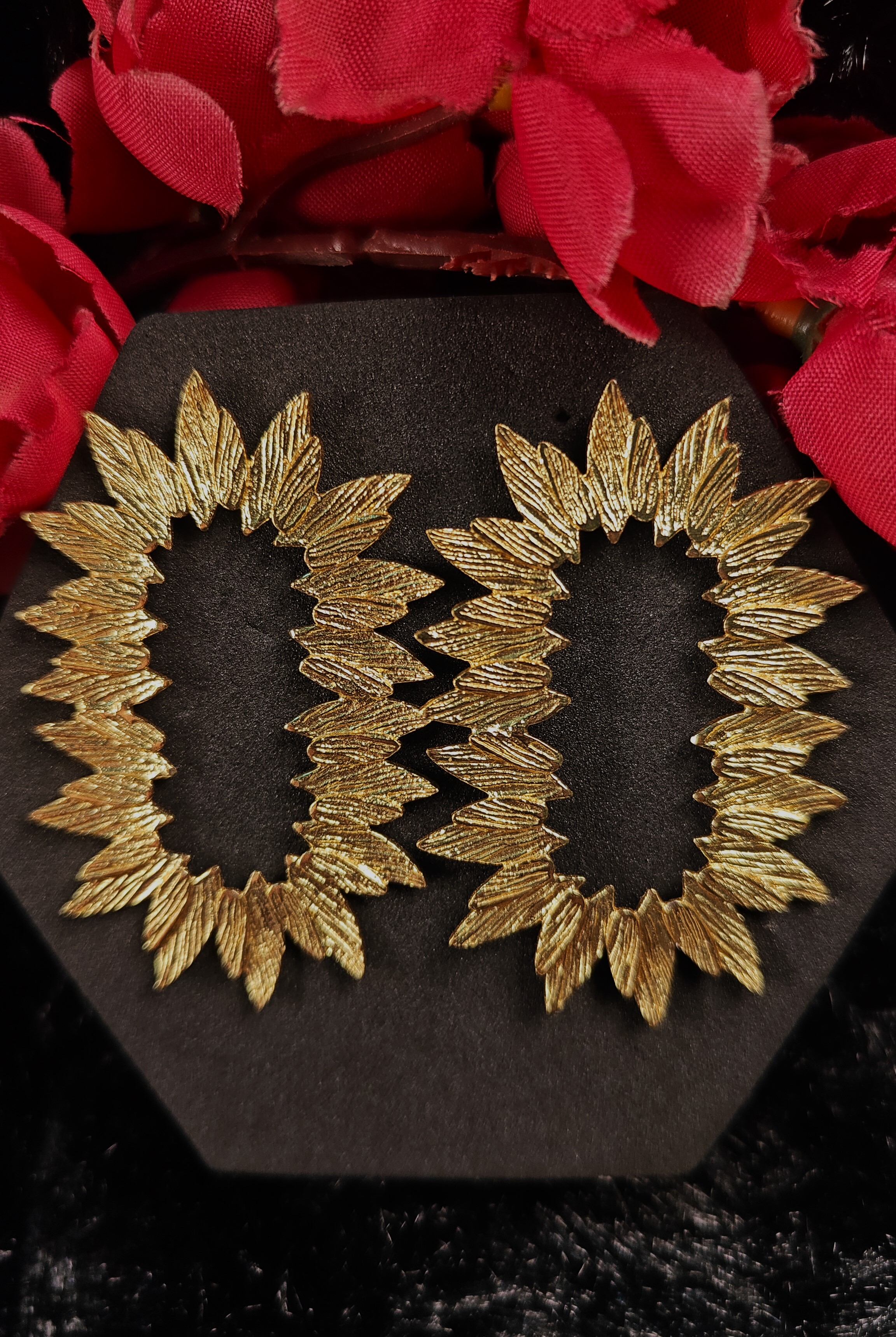 Golden Leaf Radiance Hoop Earrings
