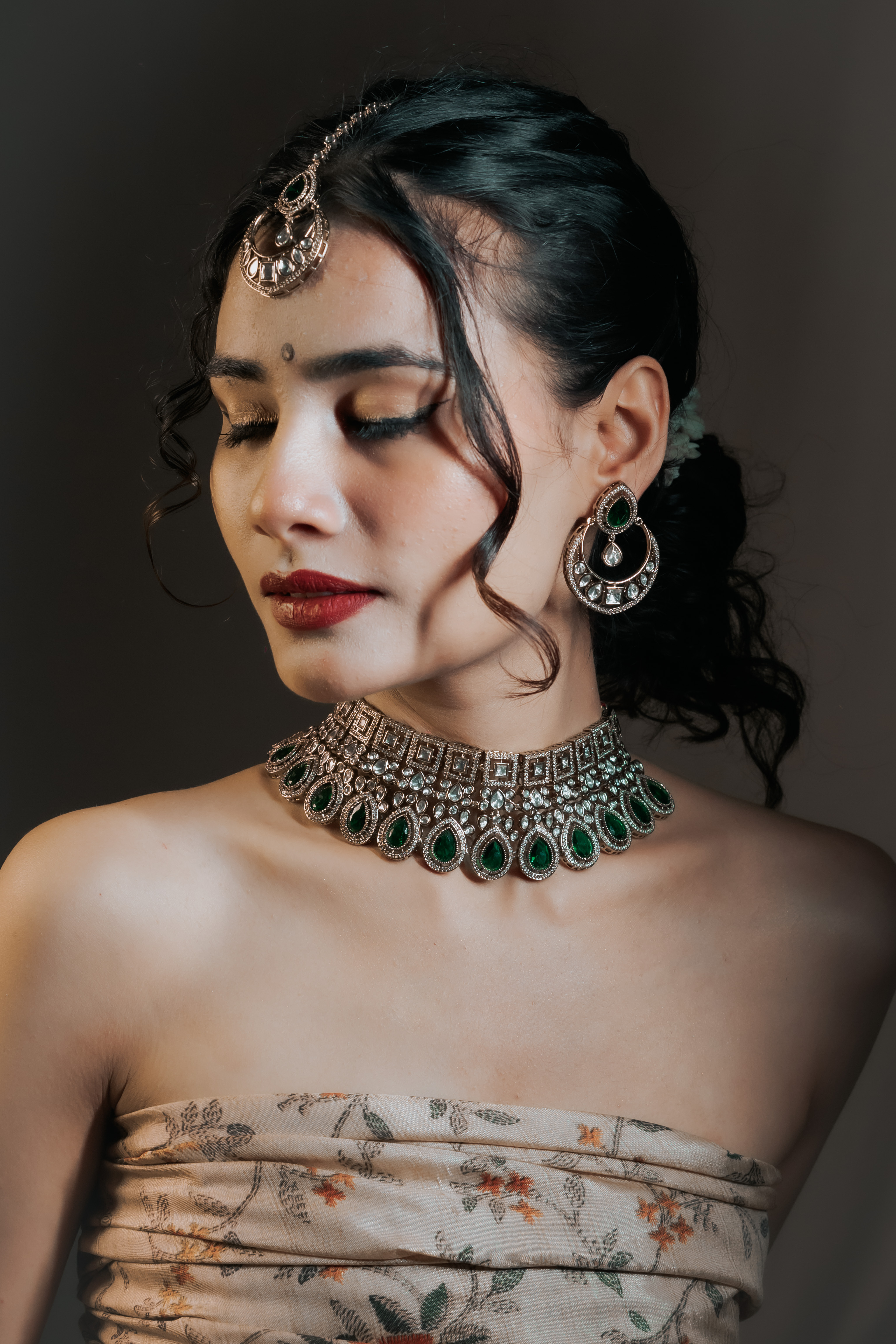 Antique Green CZ Kundan Choker