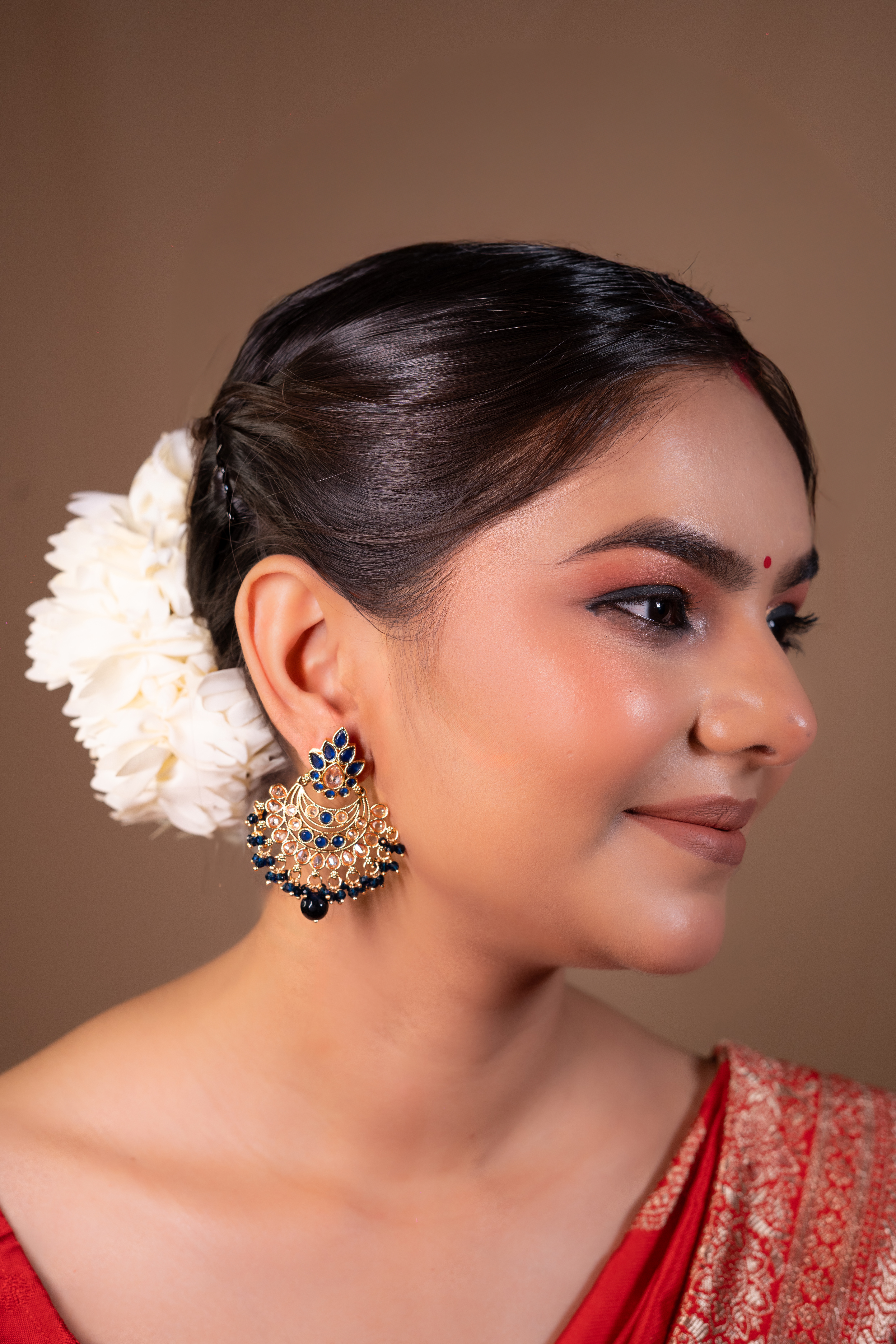 Sapphire Shine Kundan Studs