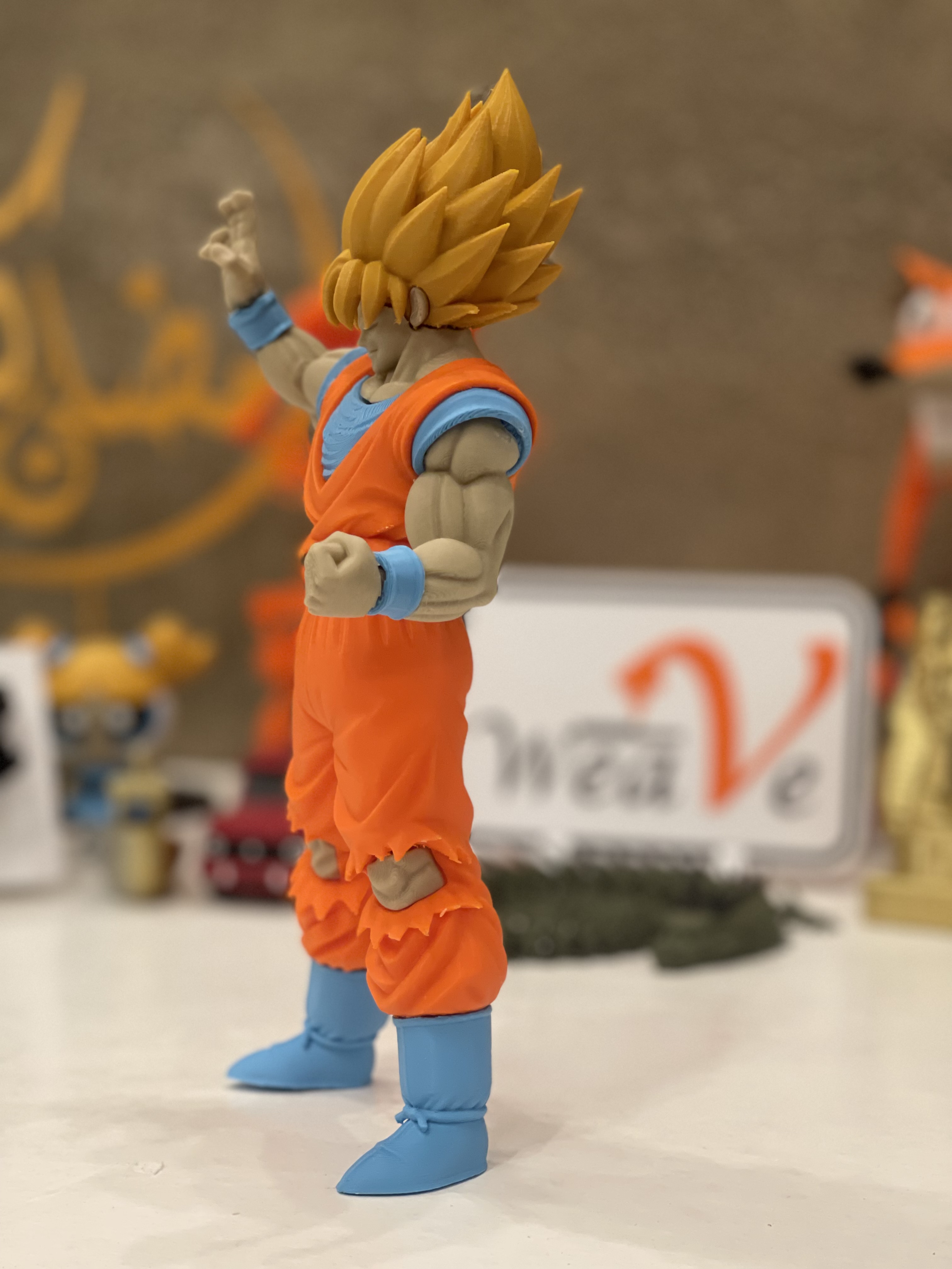 Goku Figurine