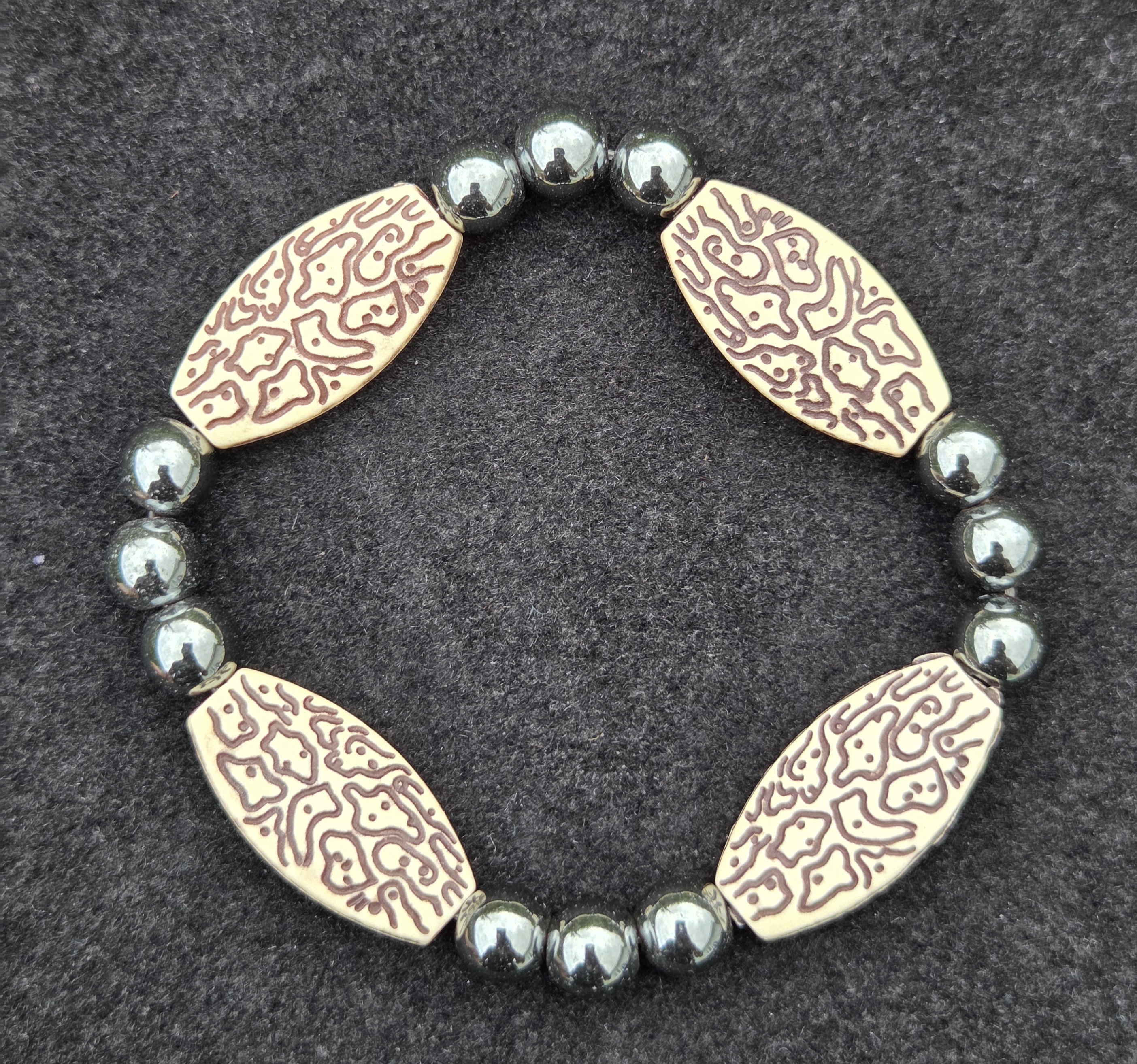 Hematite -Crystal-Bracelet 